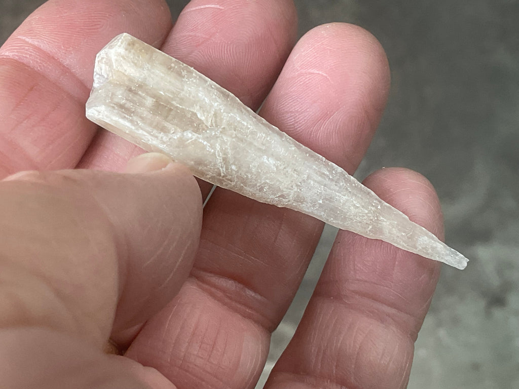 5g Australian Gypsum Spear 1A