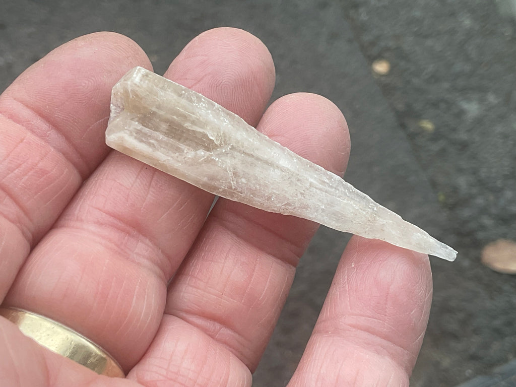 5g Australian Gypsum Spear 1A