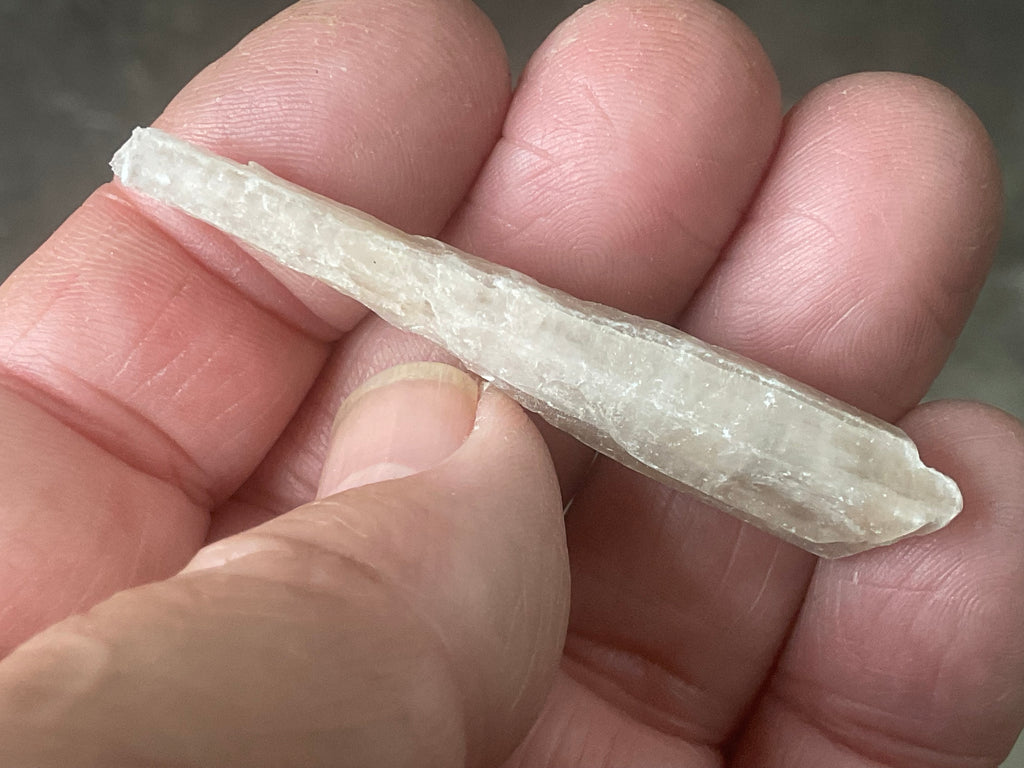 5g Australian Gypsum Spear 1B