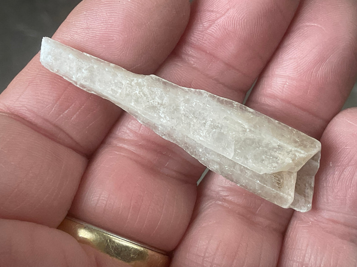 5g Australian Gypsum Spear 1B