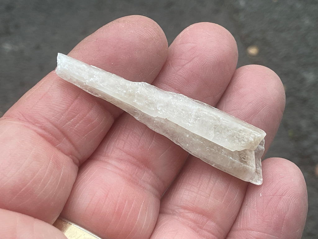 5g Australian Gypsum Spear 1B