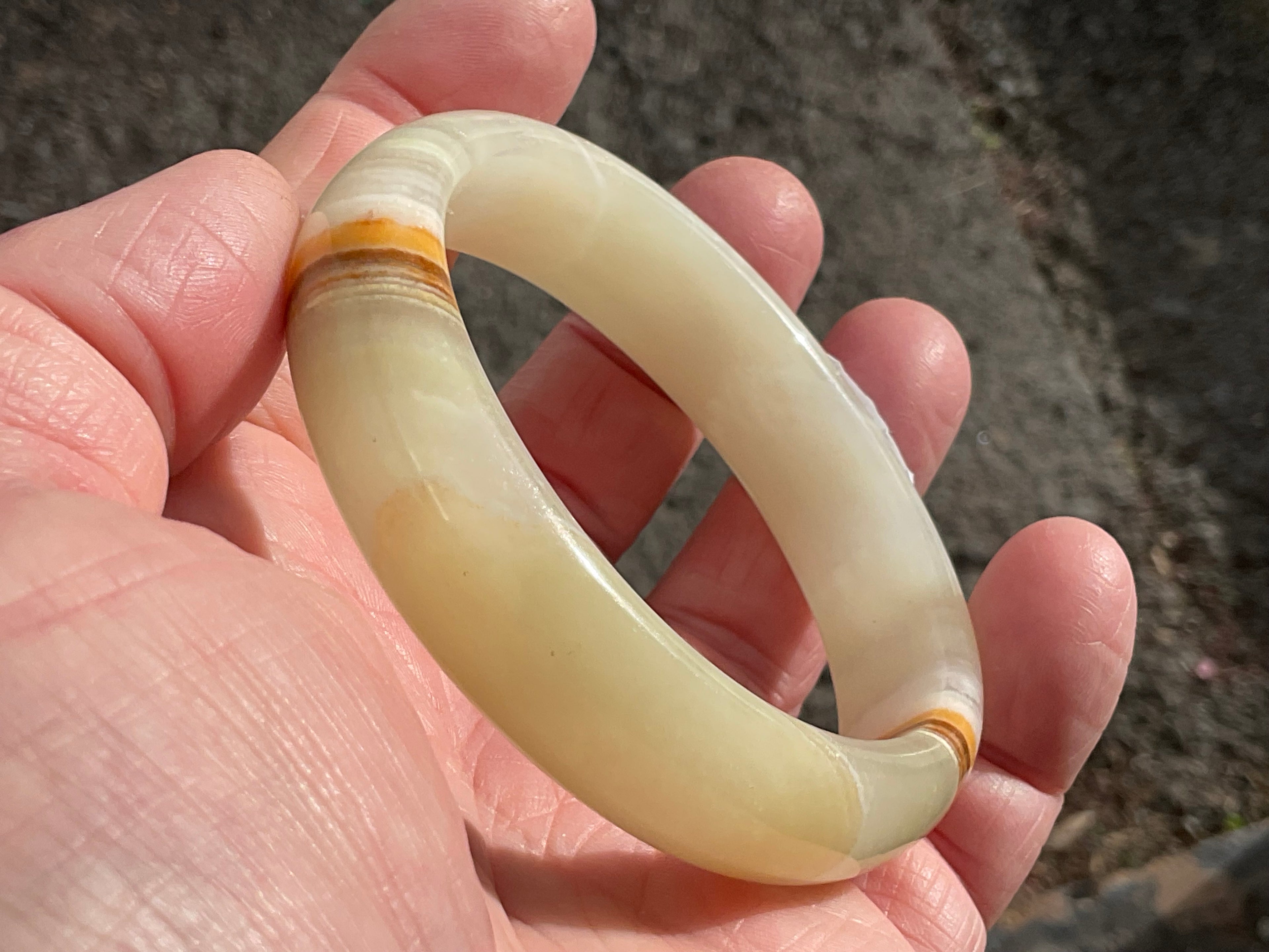 60g Green Banded Onyx Solid Bangle 3A