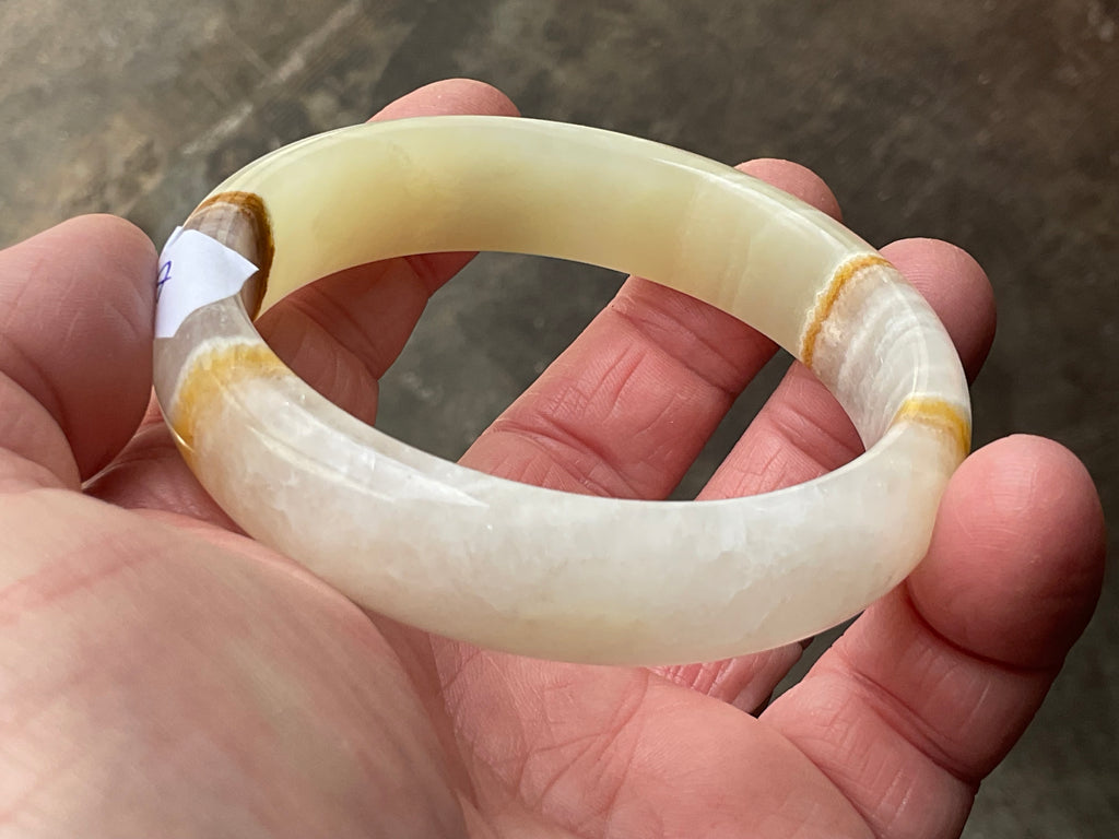 62g Green Banded Onyx Solid Bangle 4A