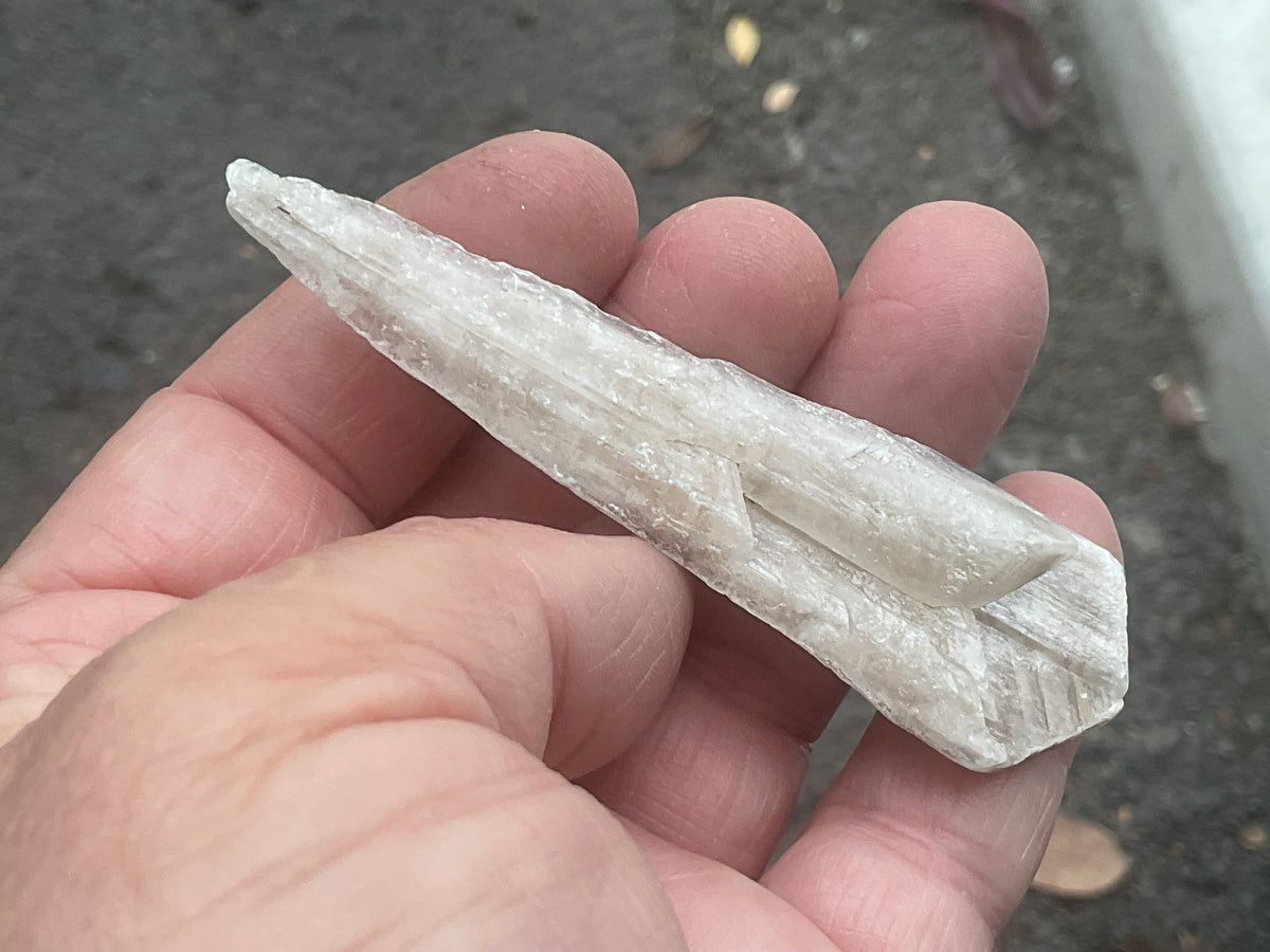 14g Australian Gypsum Spear 5A
