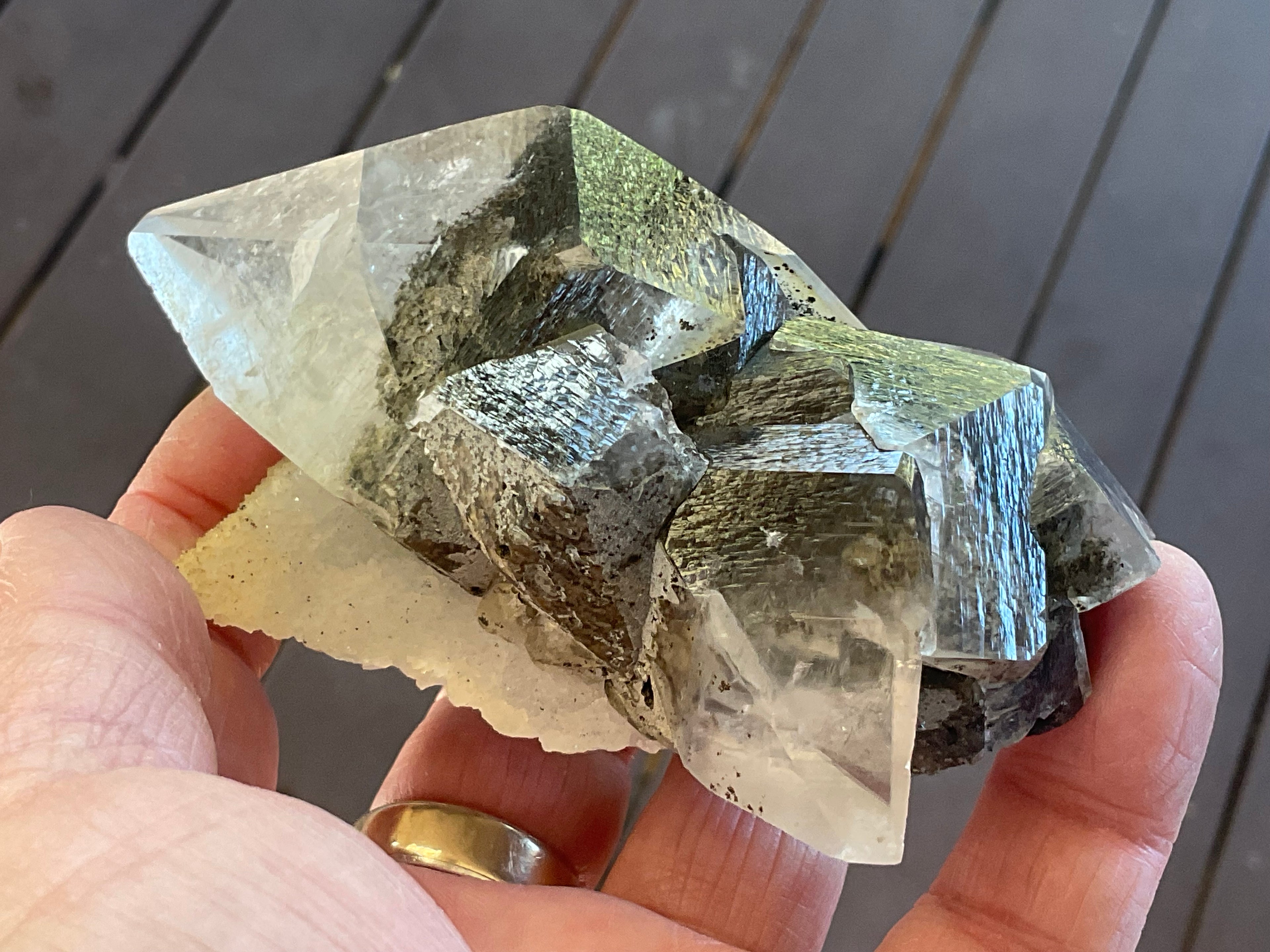 228g Dendritic Dog Tooth Calcite specimen from Fujian, China
