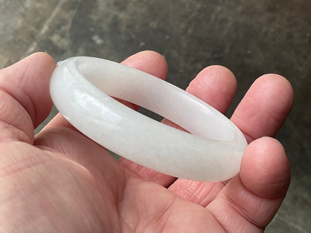 47g White Calcite Solid Bangle  1A