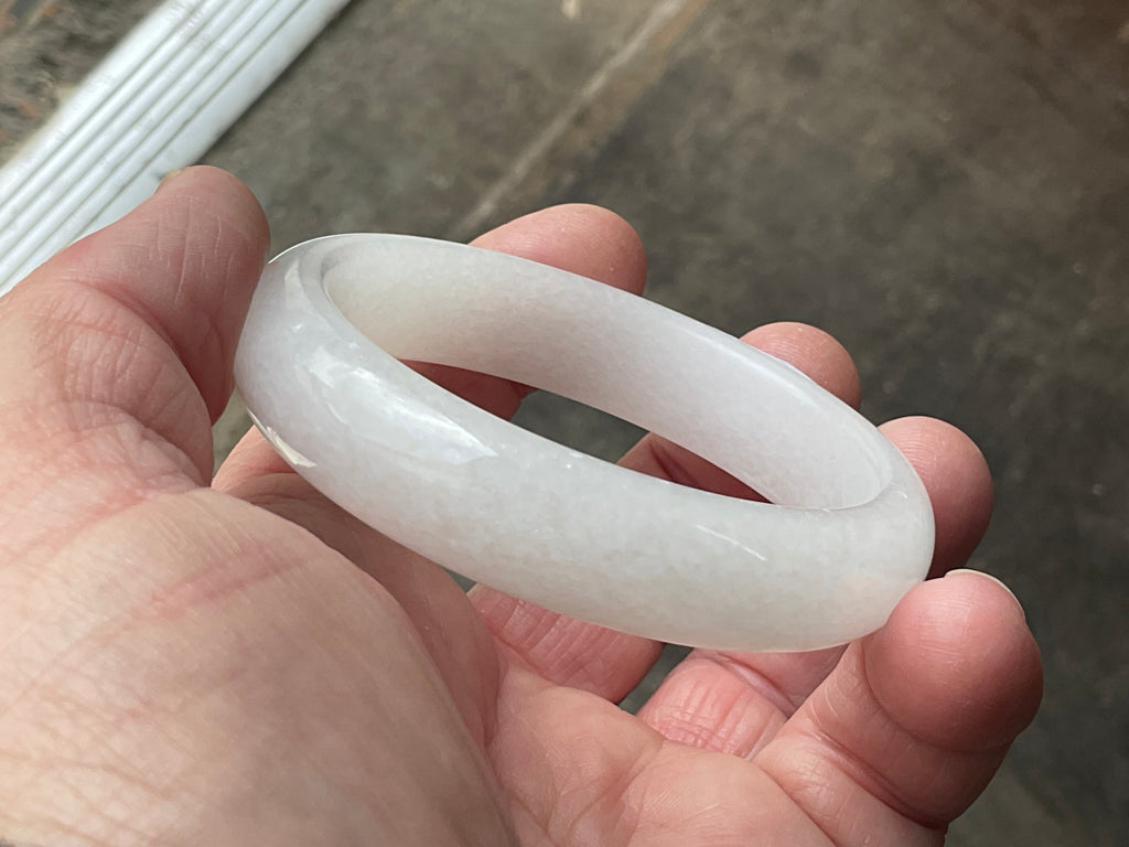 51g White Calcite Solid Bangle 2A