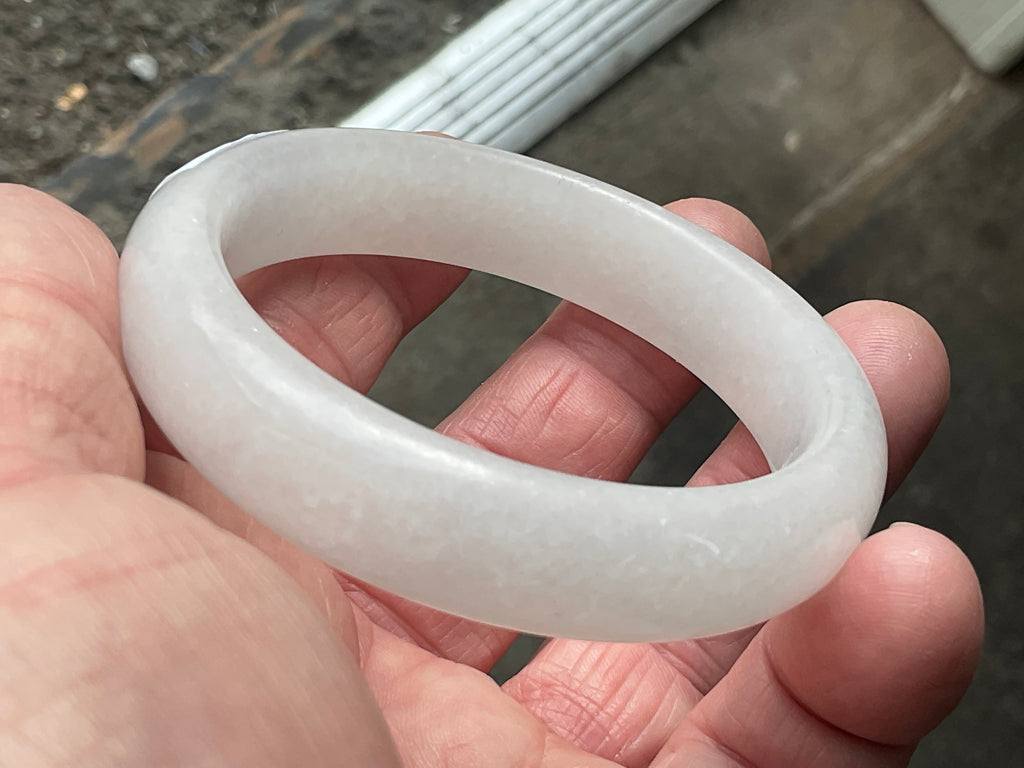 52g White Calcite Solid Bangle 2B
