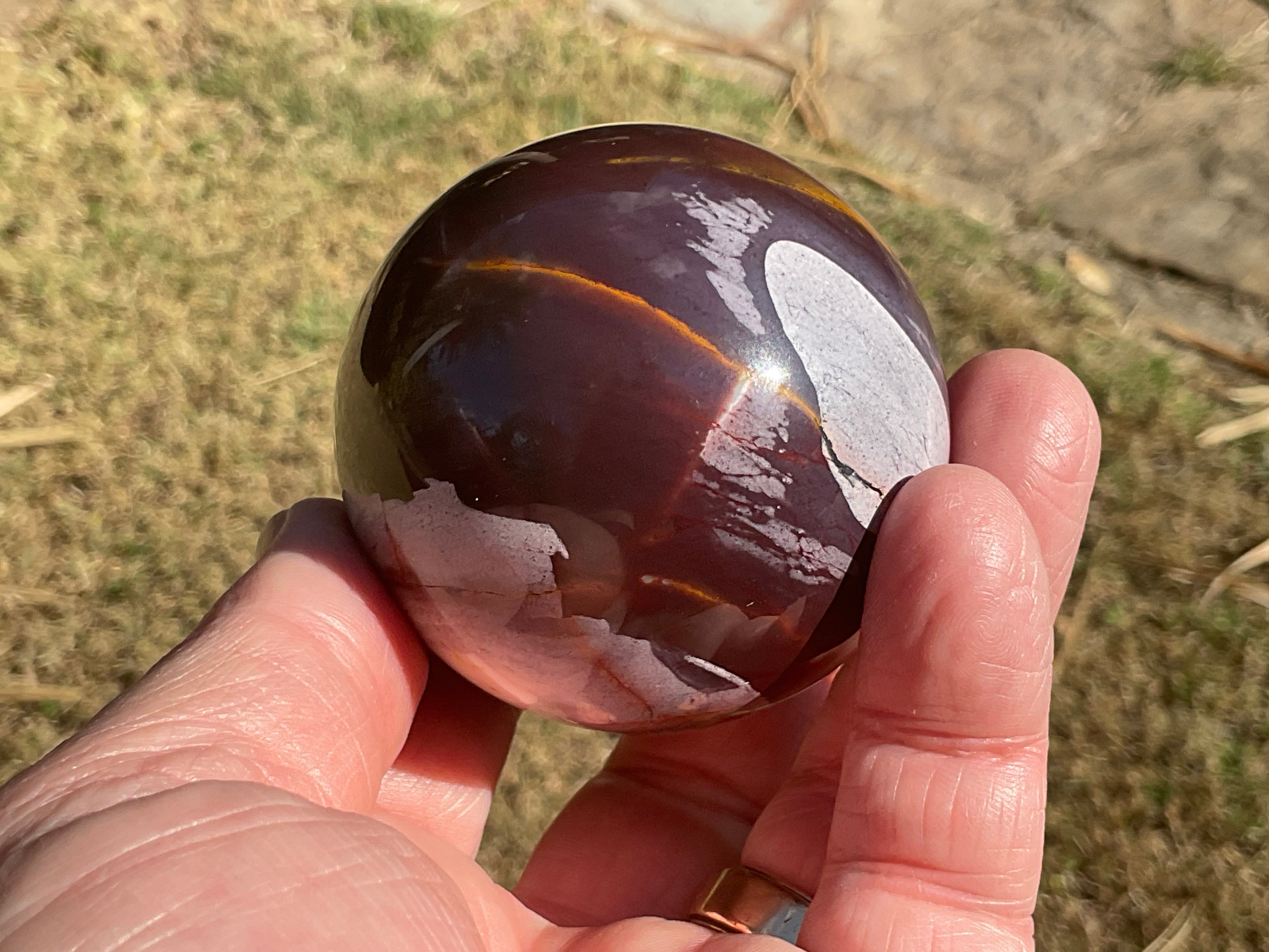 319g (5.2cm diameter) Mookaite Sphere 6A