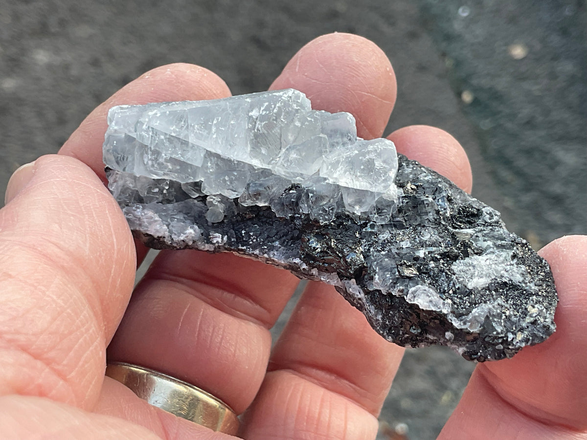 32g Babingtonite ++ Specimen 1A from Sichuan, China