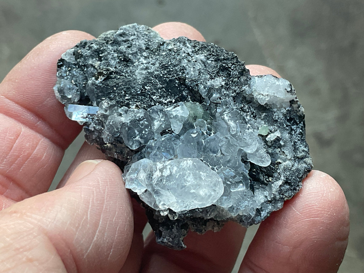 30g Babingtonite ++ Specimen 1B from Sichuan, China