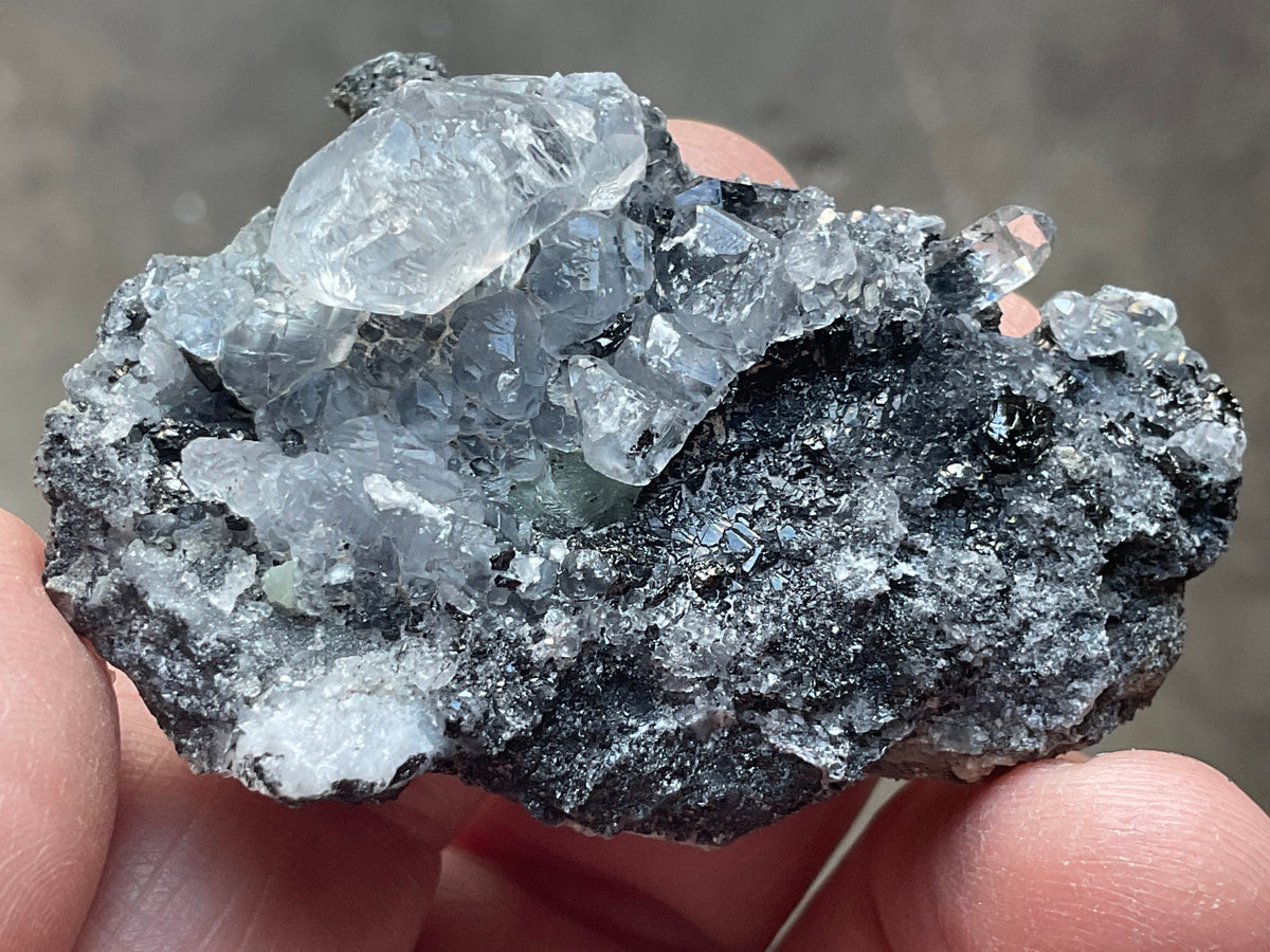 30g Babingtonite ++ Specimen 1B from Sichuan, China