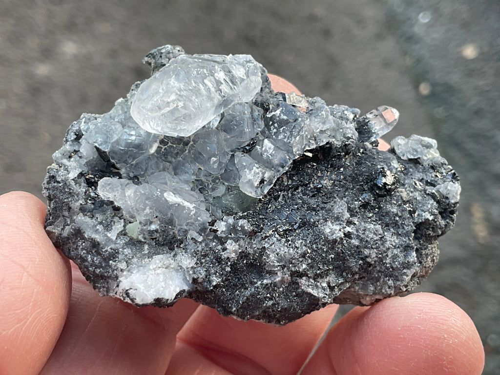 30g Babingtonite ++ Specimen 1B from Sichuan, China