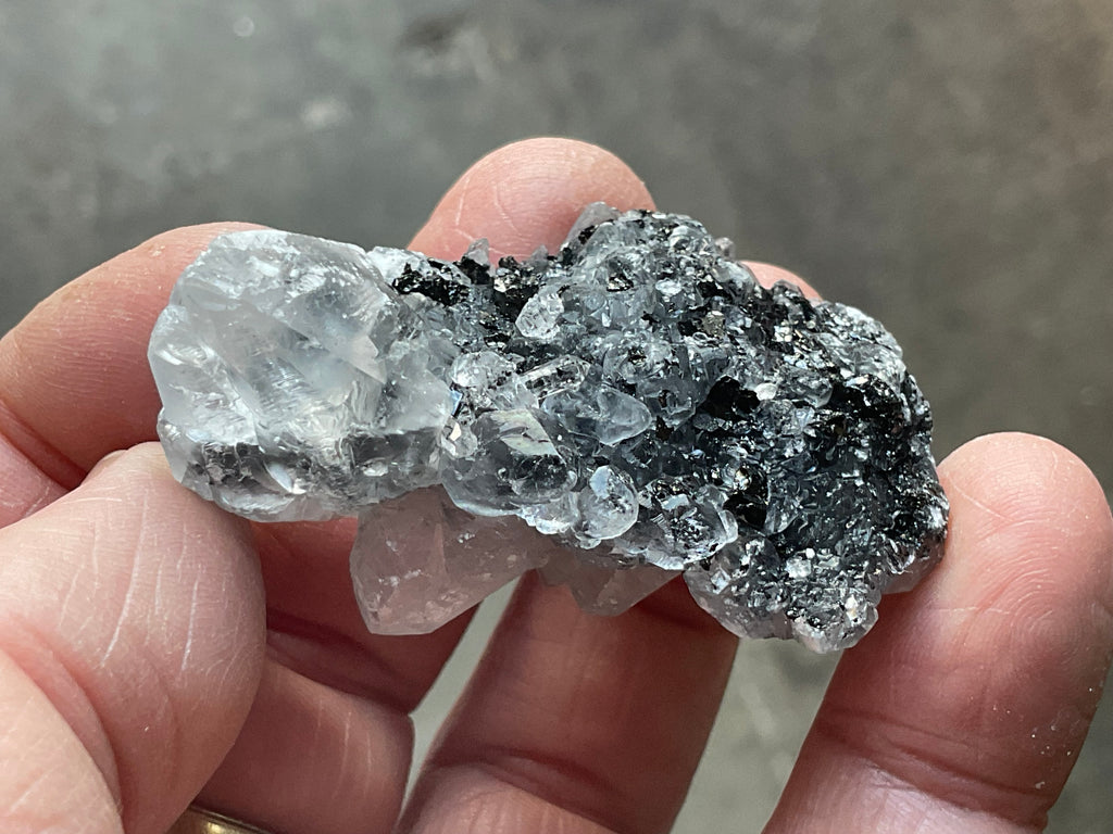 36g Babingtonite ++ Specimen 1C from Sichuan, China