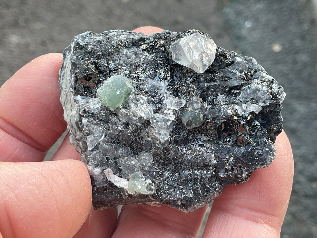 46g Babingtonite ++ Specimen 2A from Sichuan, China