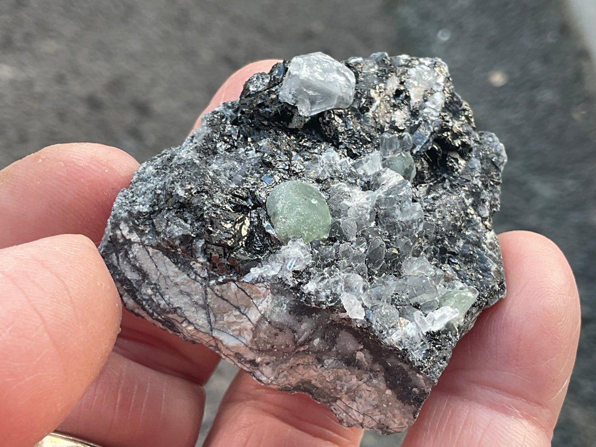 46g Babingtonite ++ Specimen 2A from Sichuan, China