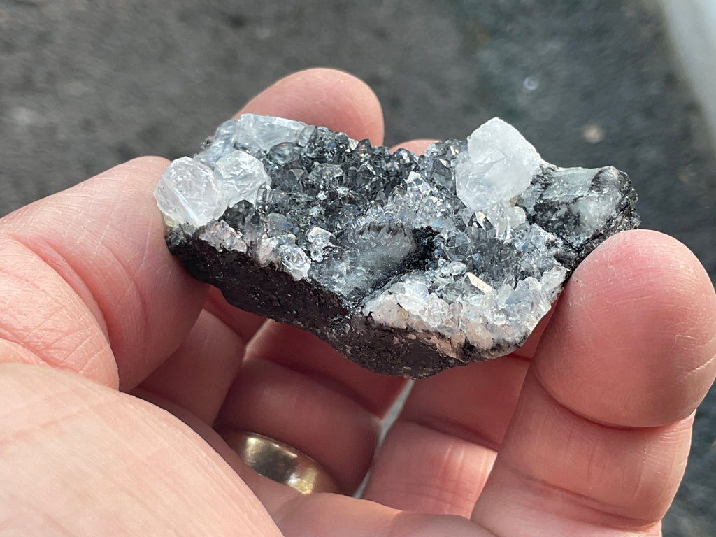 42g Babingtonite ++ Specimen 2B from Sichuan, China