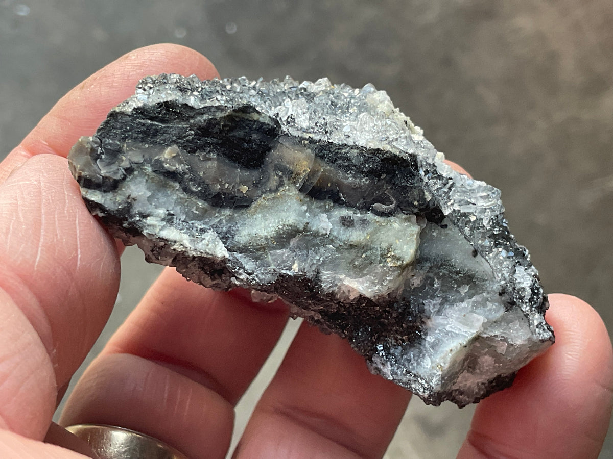 62g Babingtonite ++ Specimen 2C from Sichuan, China
