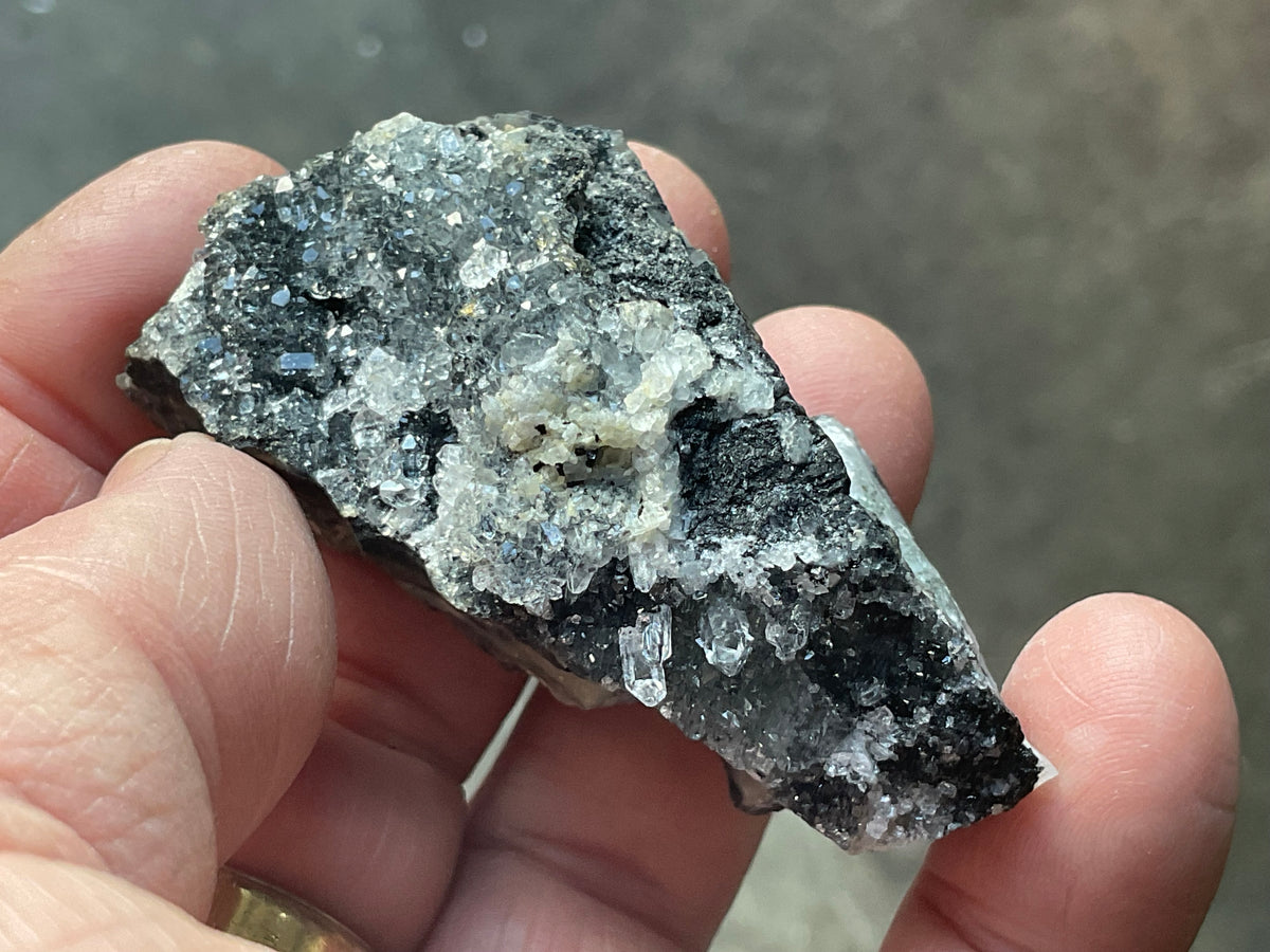 62g Babingtonite ++ Specimen 2C from Sichuan, China