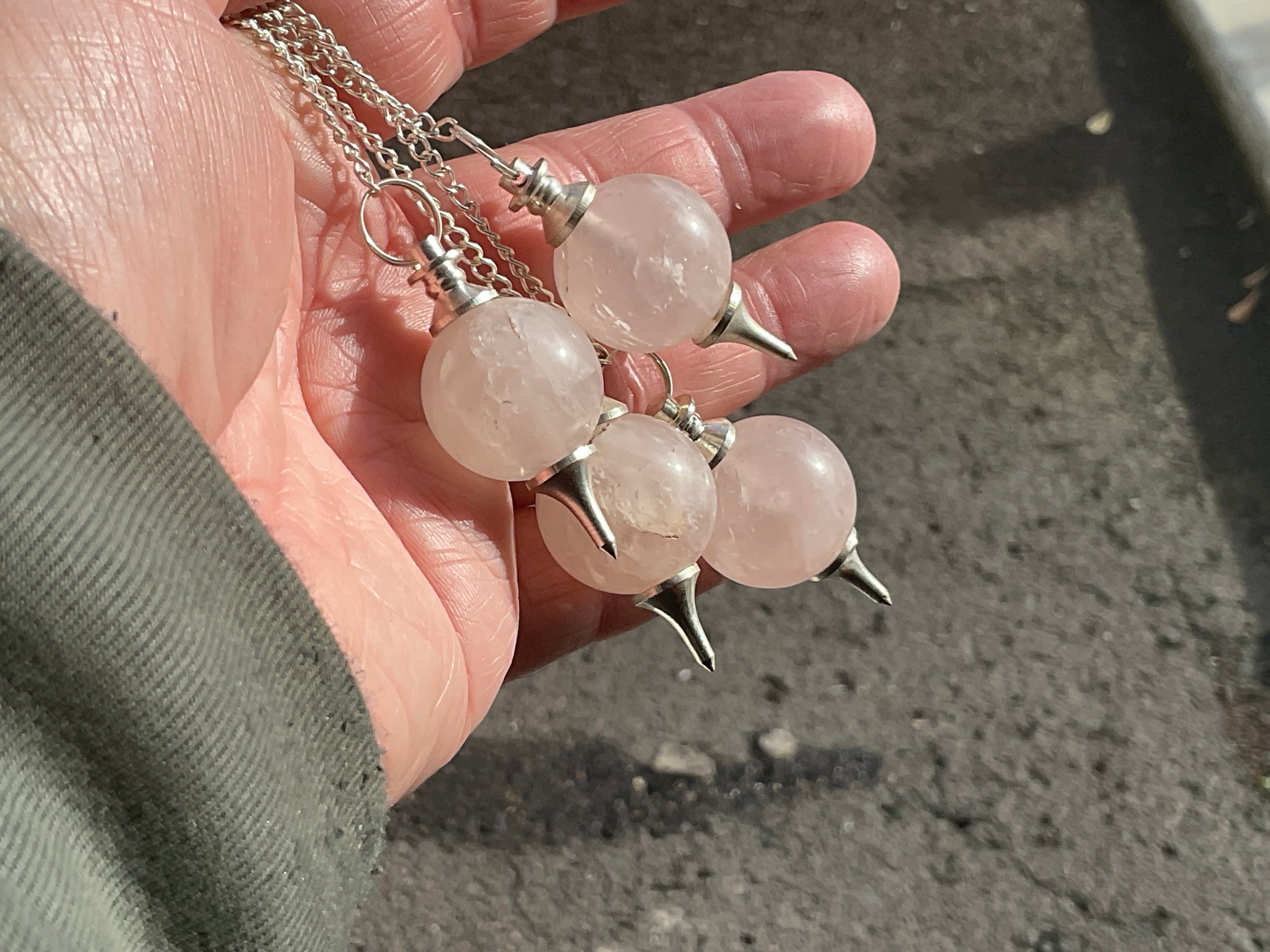 Rose Quartz Round Pendulum