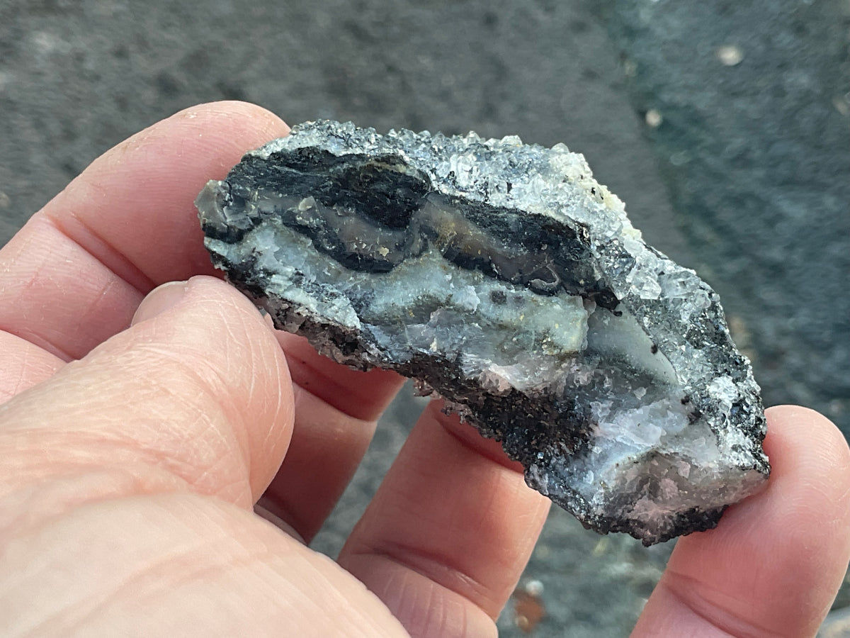 62g Babingtonite ++ Specimen 2C from Sichuan, China