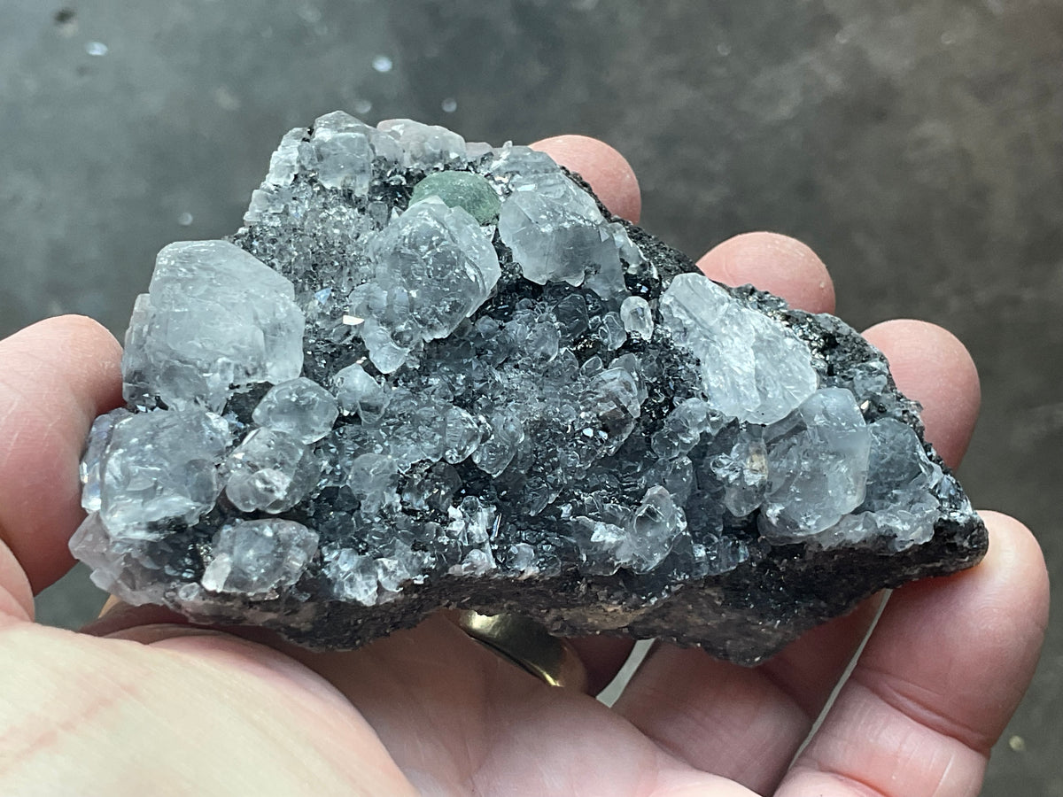 128g Babingtonite ++ Specimen 4A from Sichuan, China
