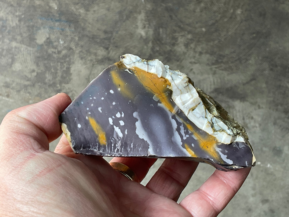 314g Rough Mookaite Jasper 17C
