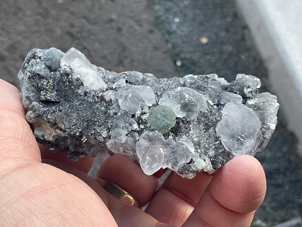 128g Babingtonite ++ Specimen 4A from Sichuan, China