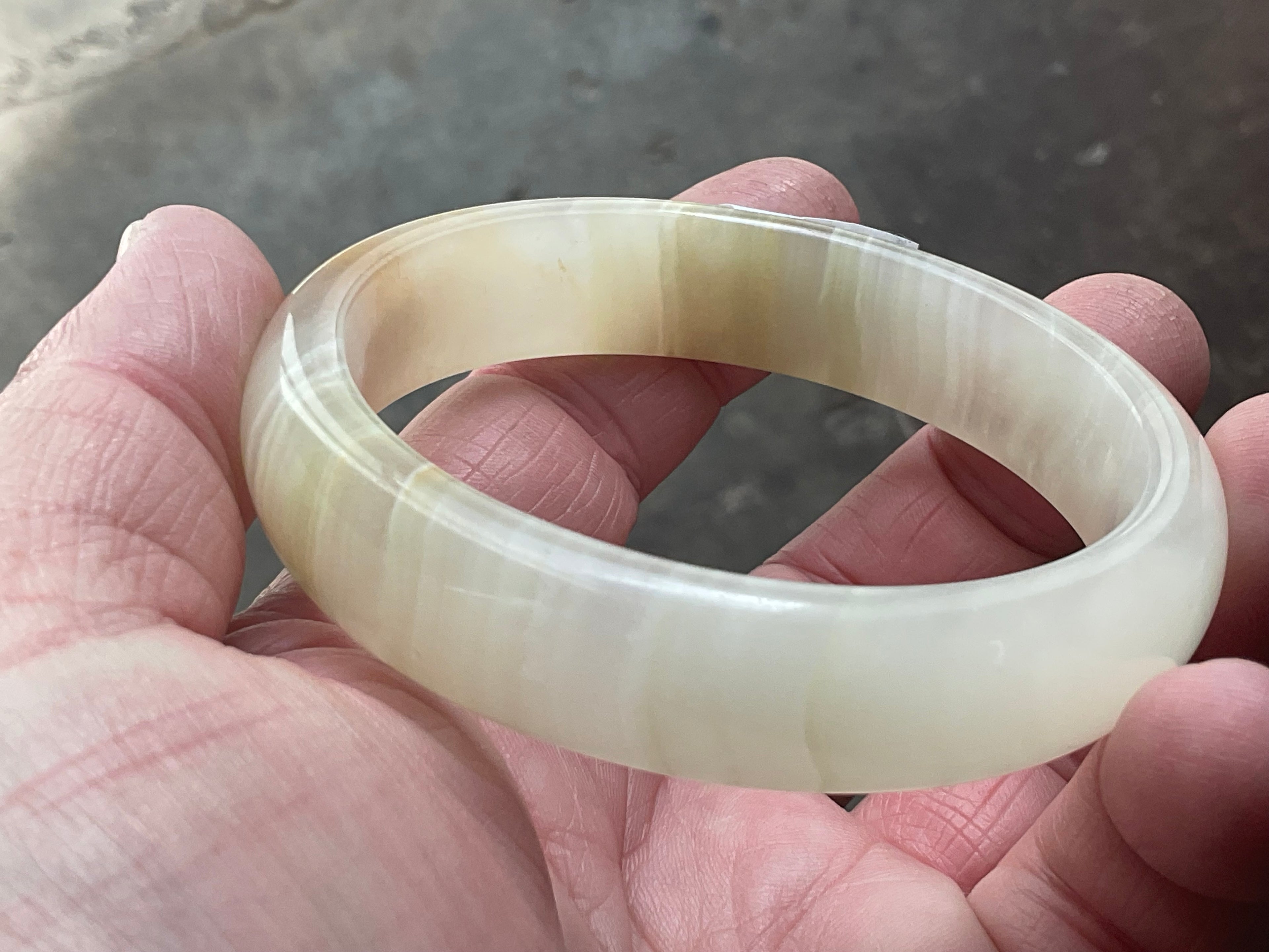 62g Green Banded Onyx Solid Bangle 3B