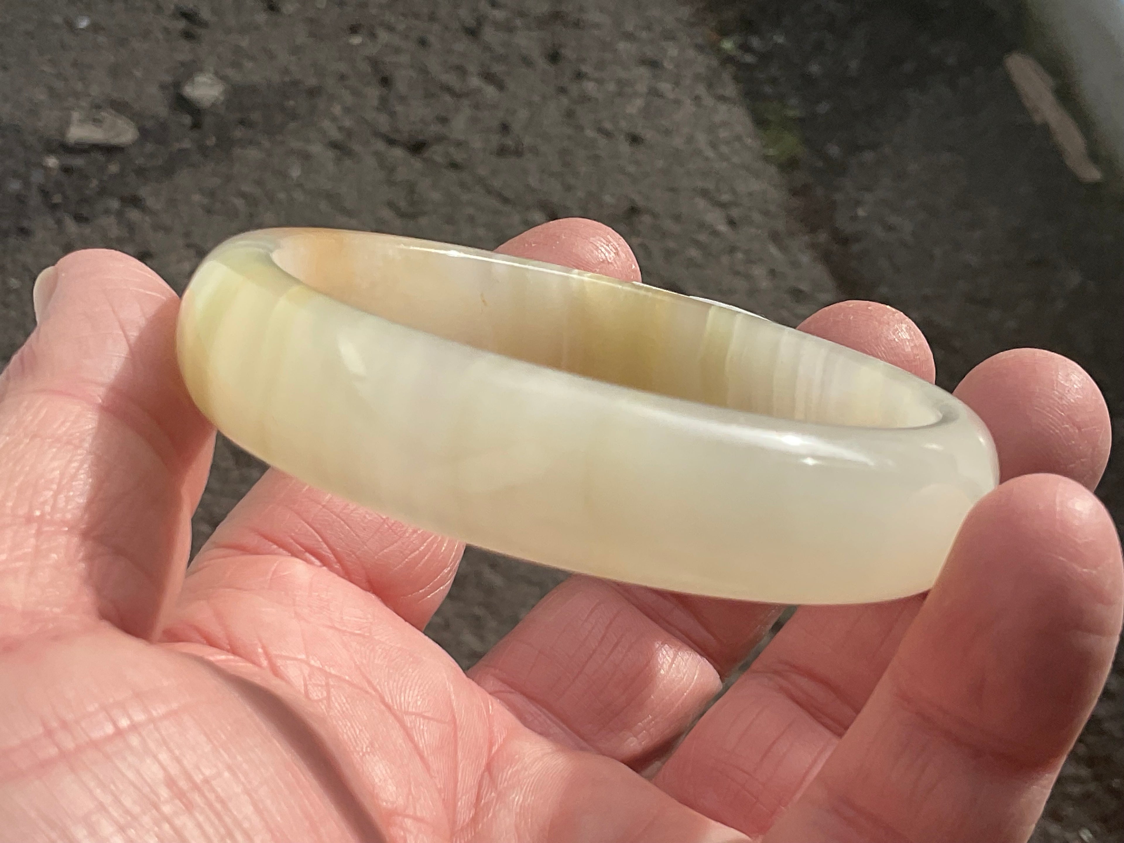62g Green Banded Onyx Solid Bangle 3B