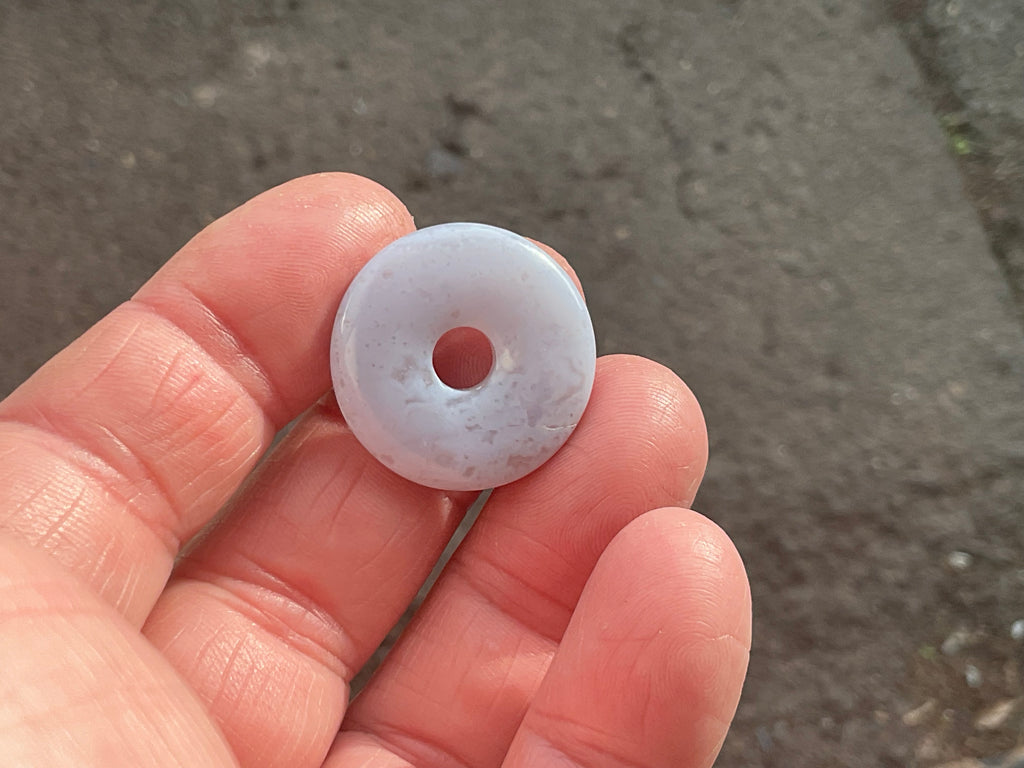 2.5cm Blue Chalcedony Donut 2A