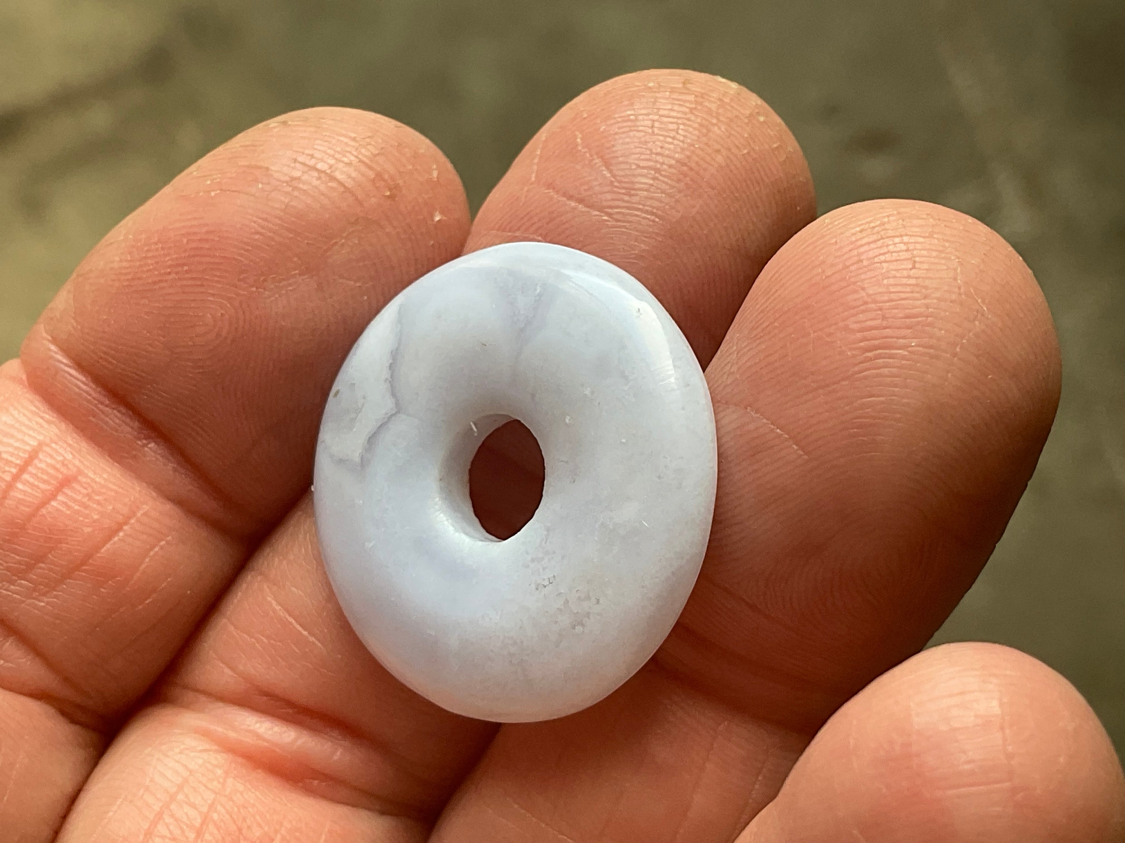 2.5cm Blue Chalcedony Donut 2B