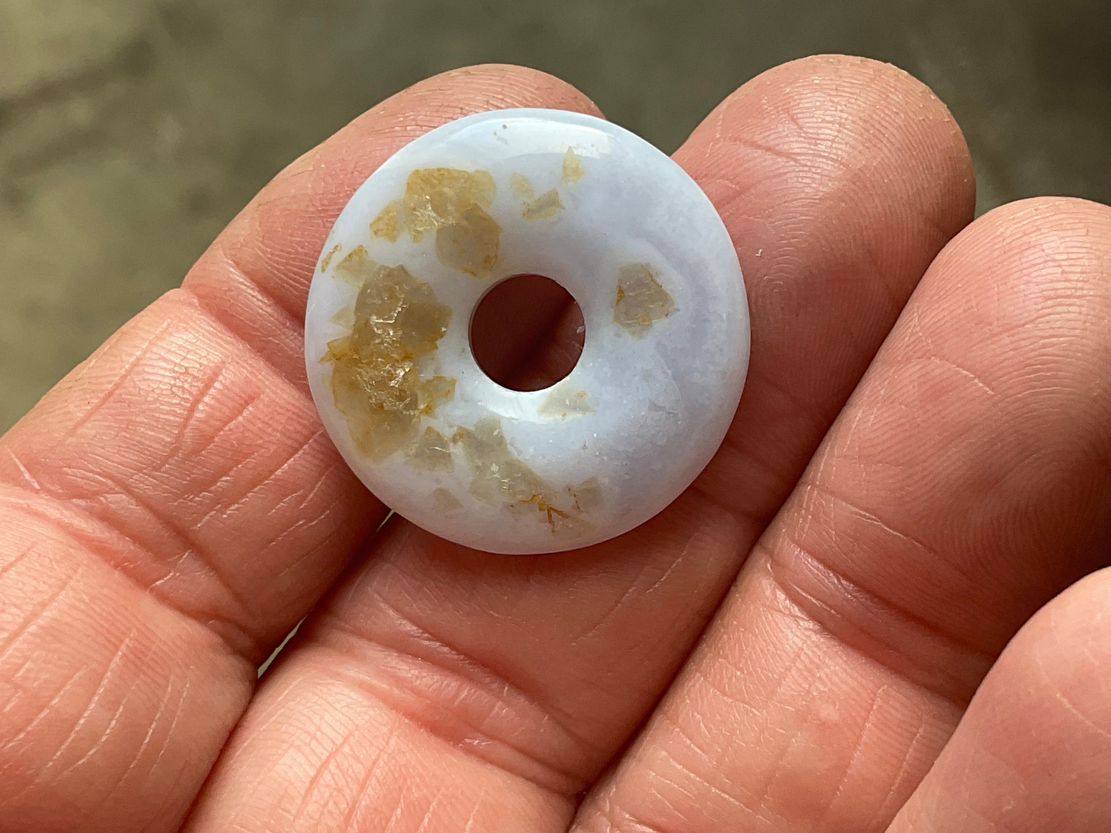 2.5cm Blue Chalcedony Donut 2B