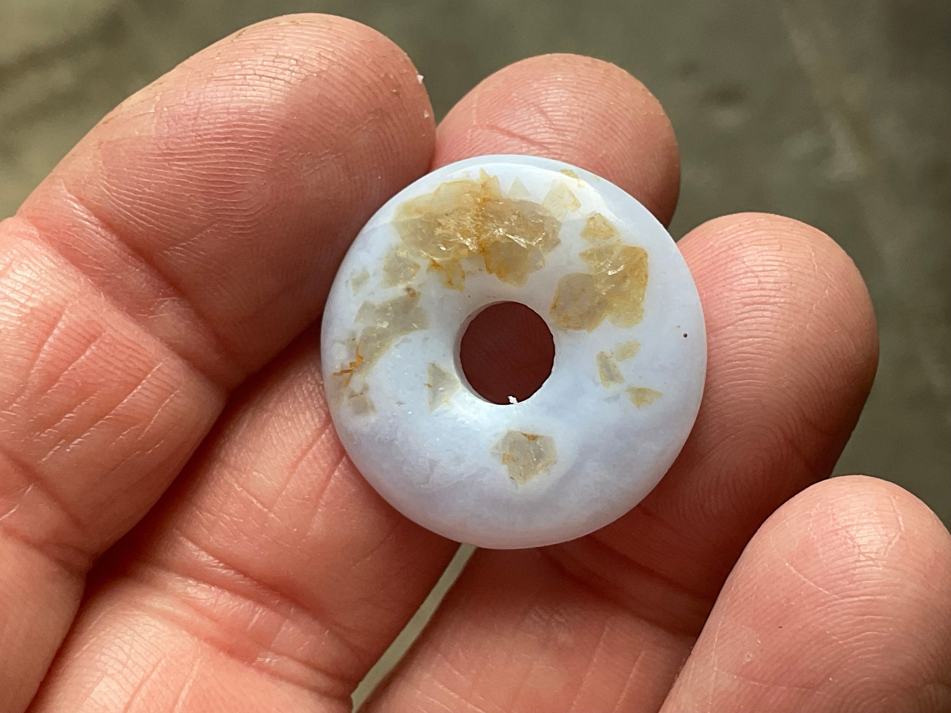 2.5cm Blue Chalcedony Donut 2B