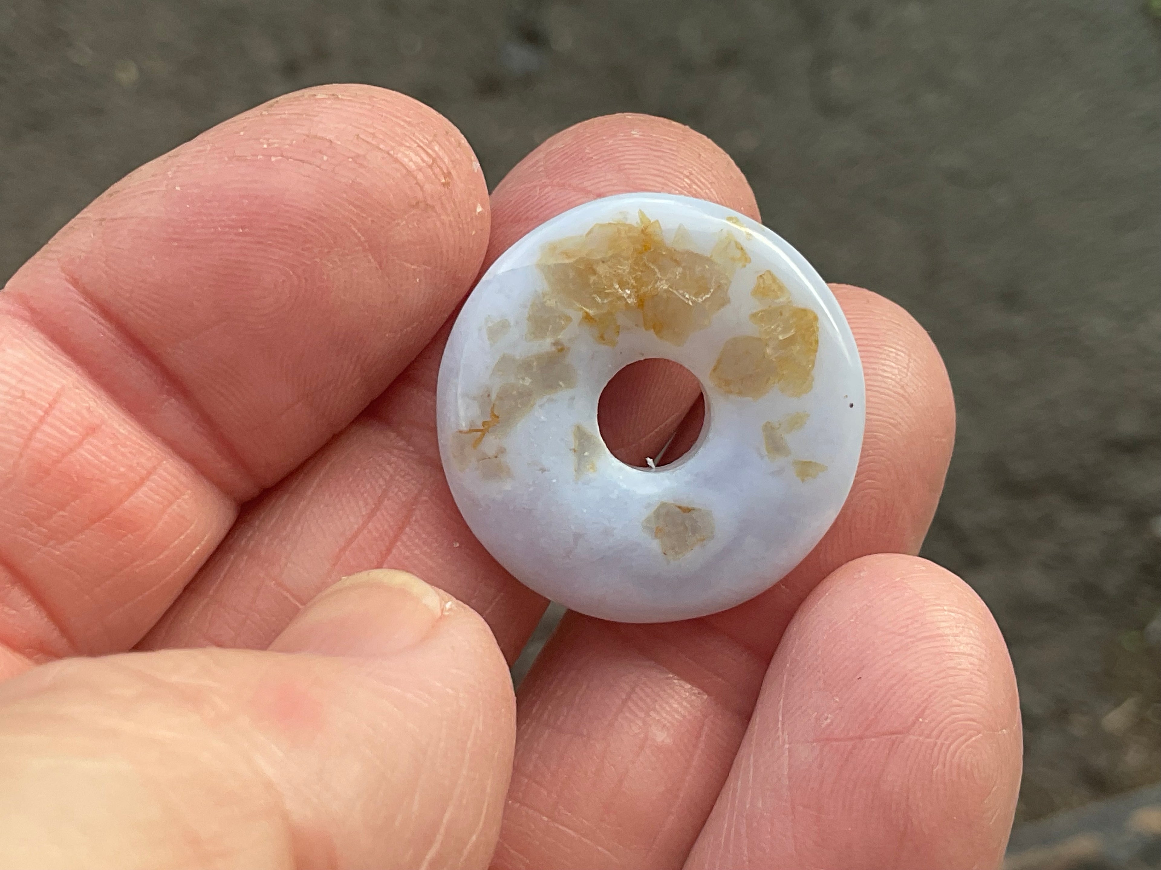 2.5cm Blue Chalcedony Donut 2B