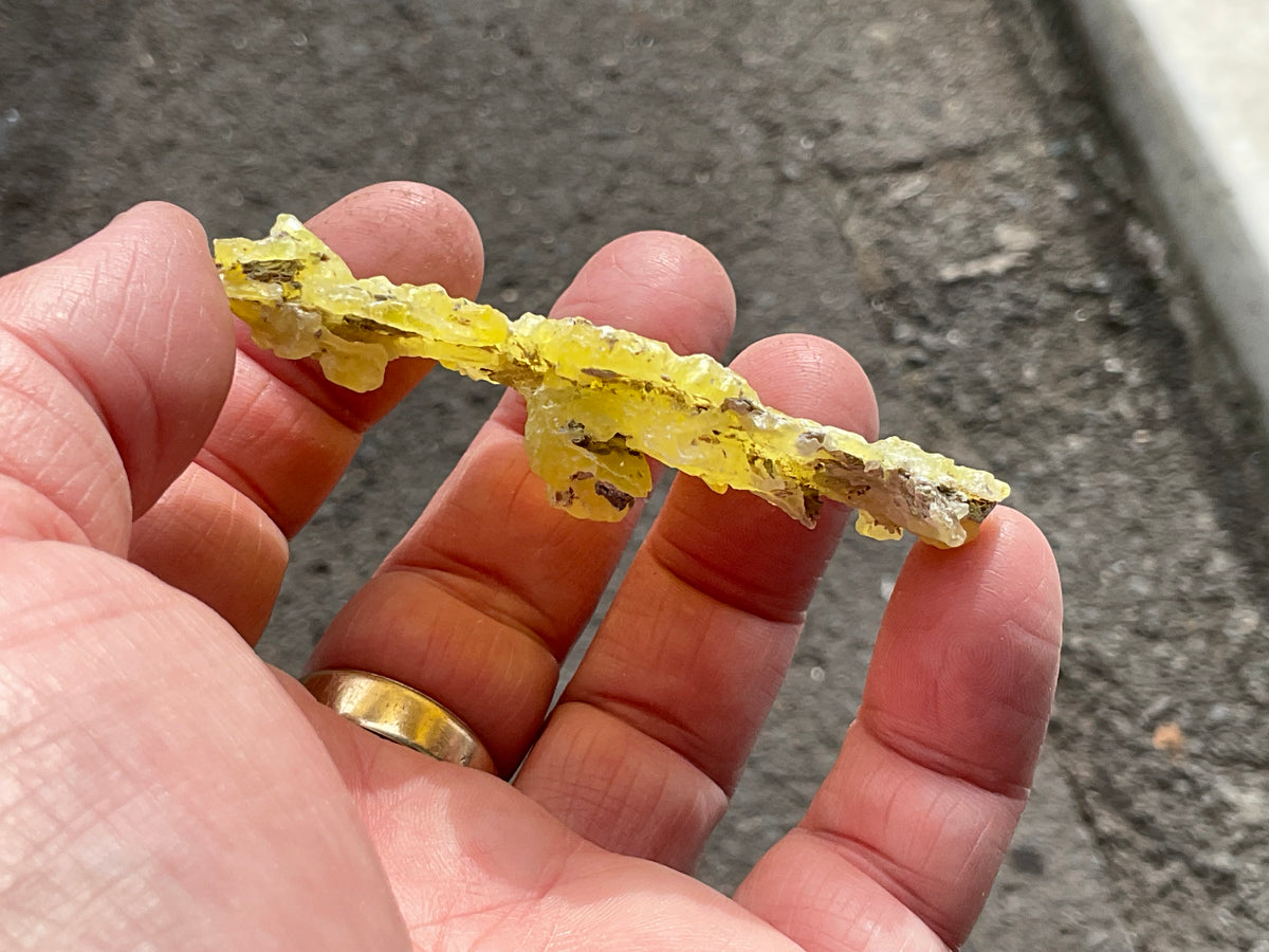22g Pakistan Brucite Specimen 9A