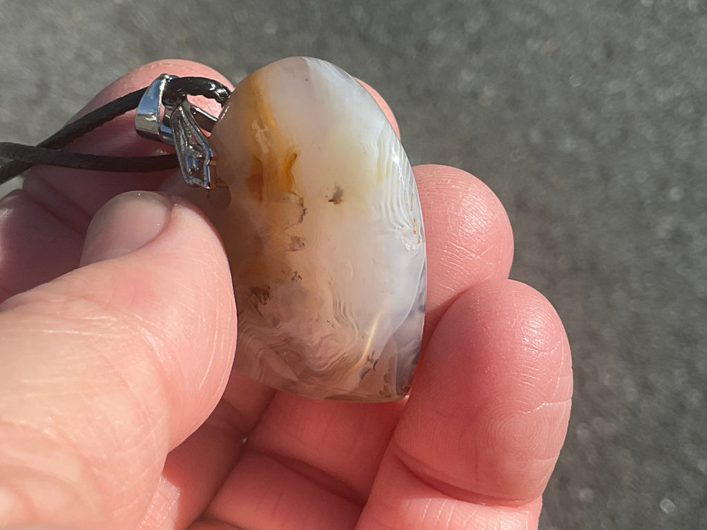 20g Agate Heart Pendant