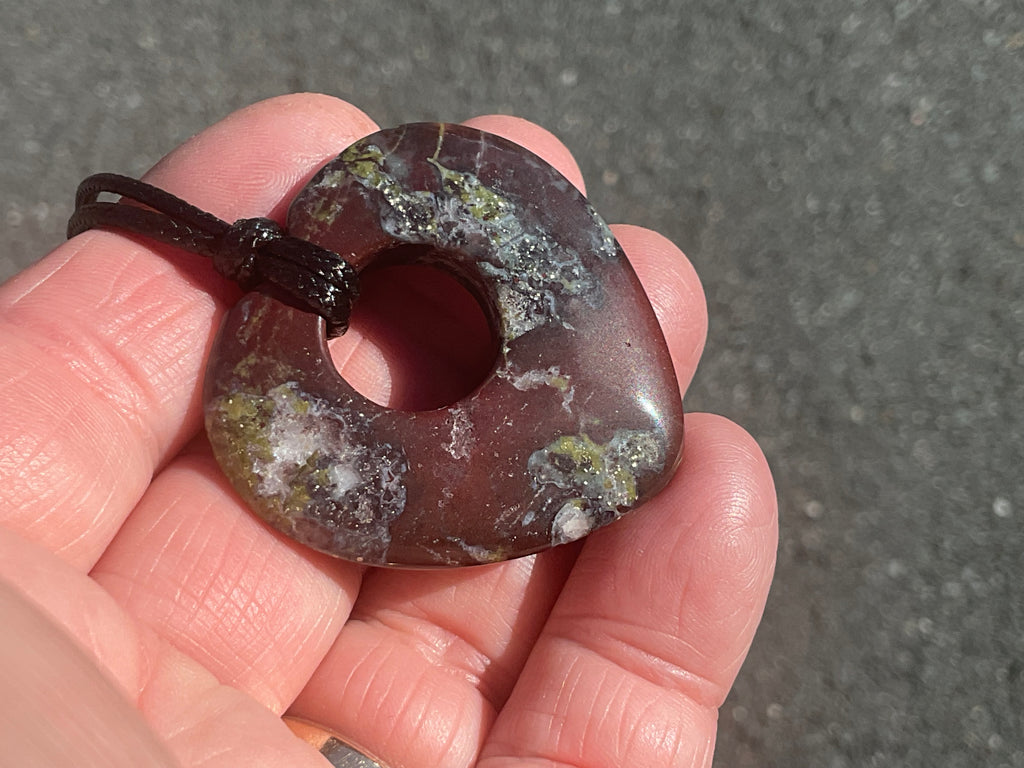 18g Dragons Blood Jasper Heart Pendant 2B
