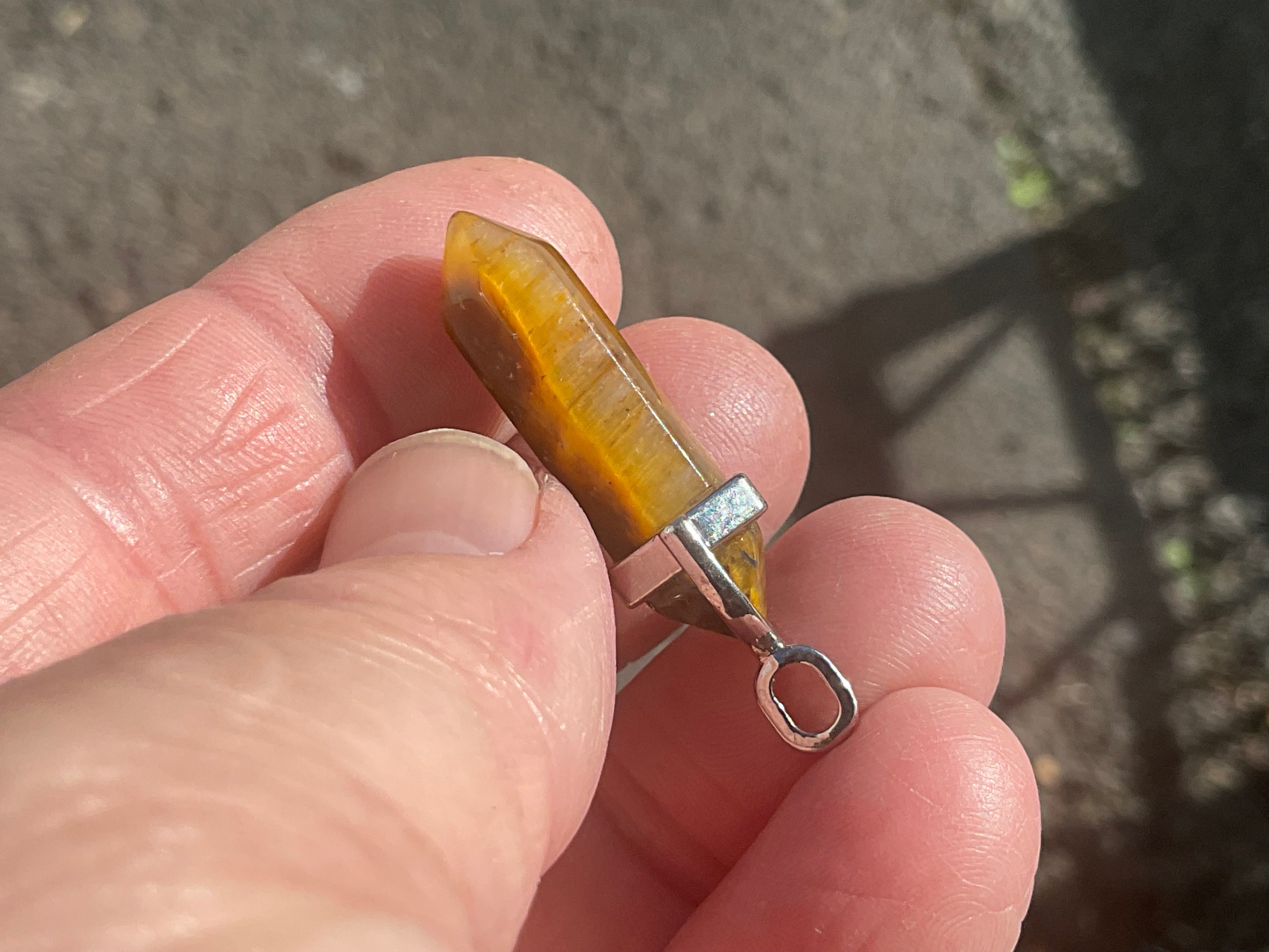4g Tiger Eye Pendant B