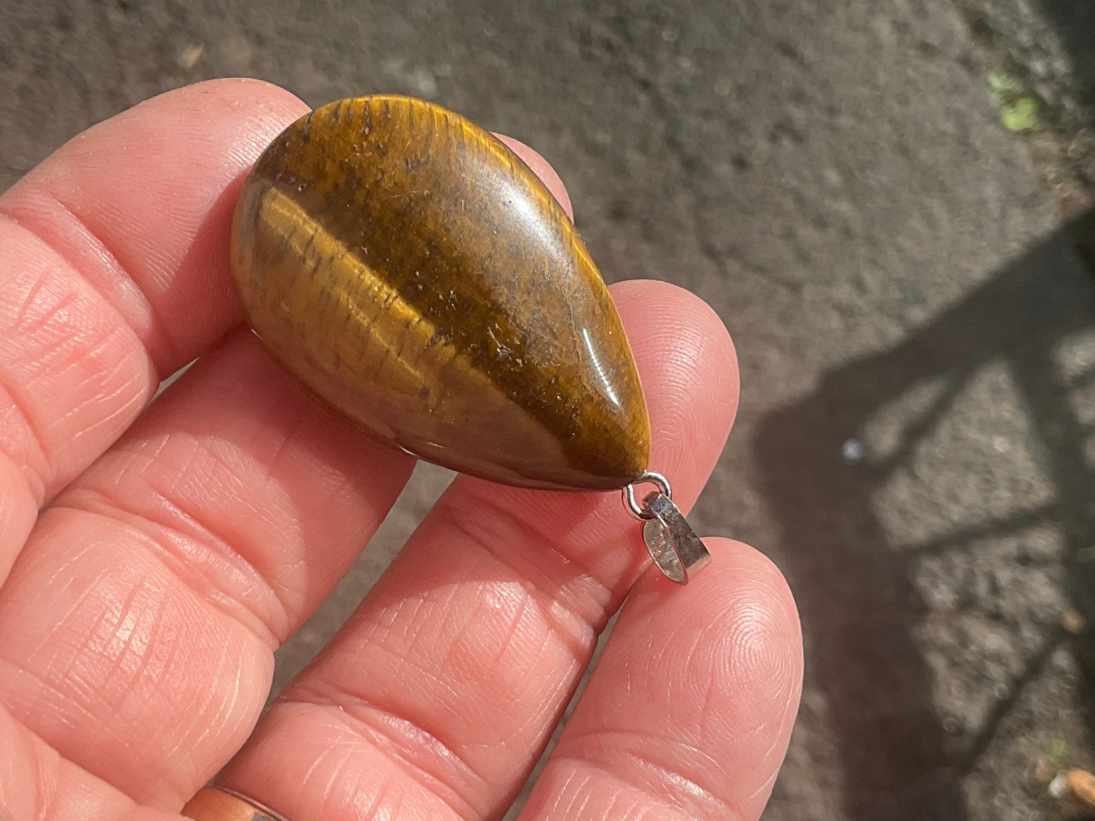 15g Tiger Eye Pendant - Teardrop 3B