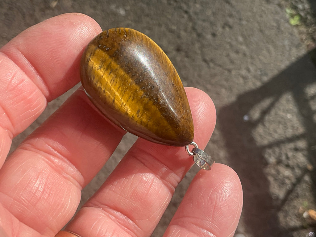 15g Tiger Eye Pendant - Teardrop 3B