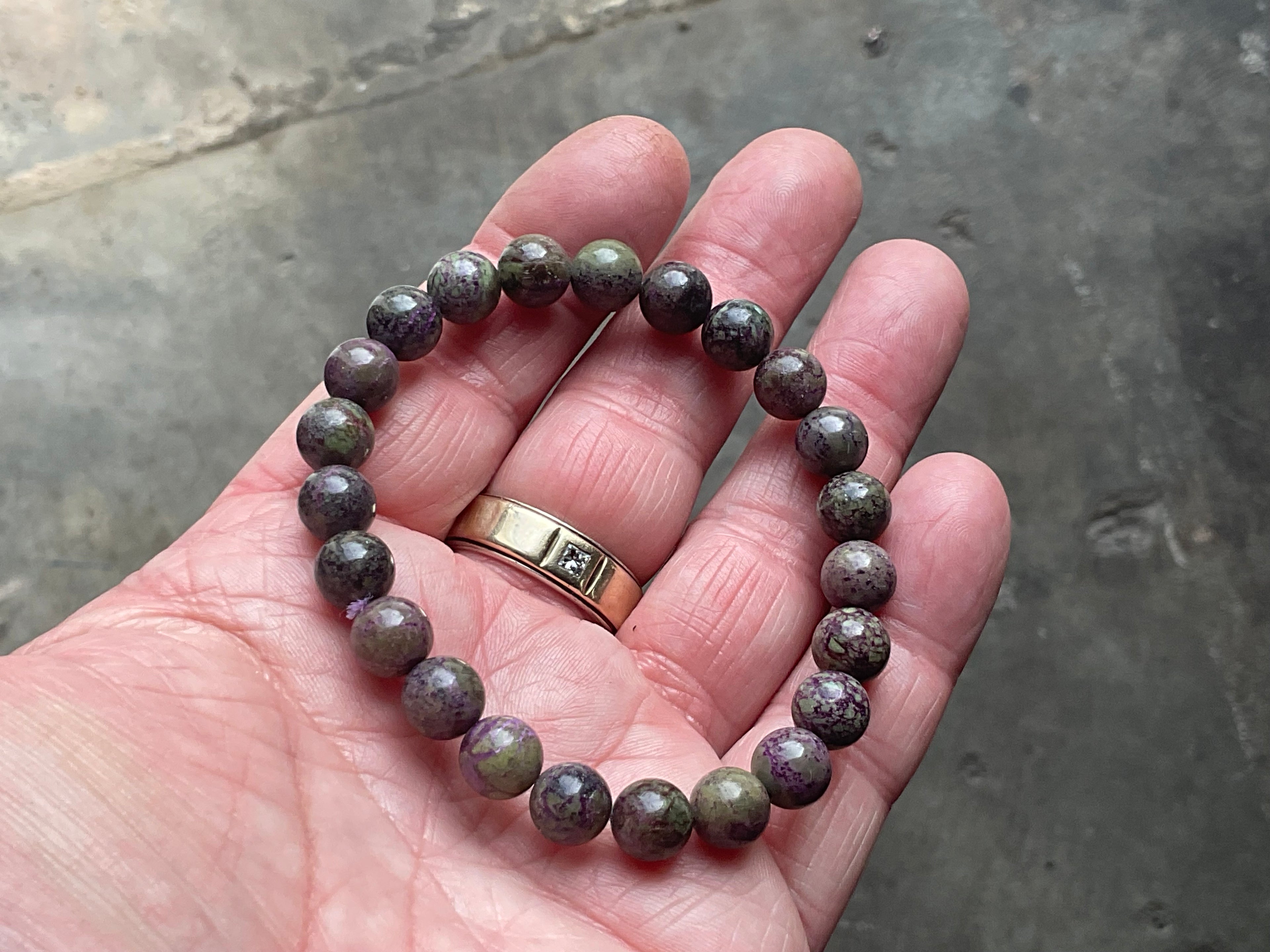 Hematite Round 8mm Bead Bracelet