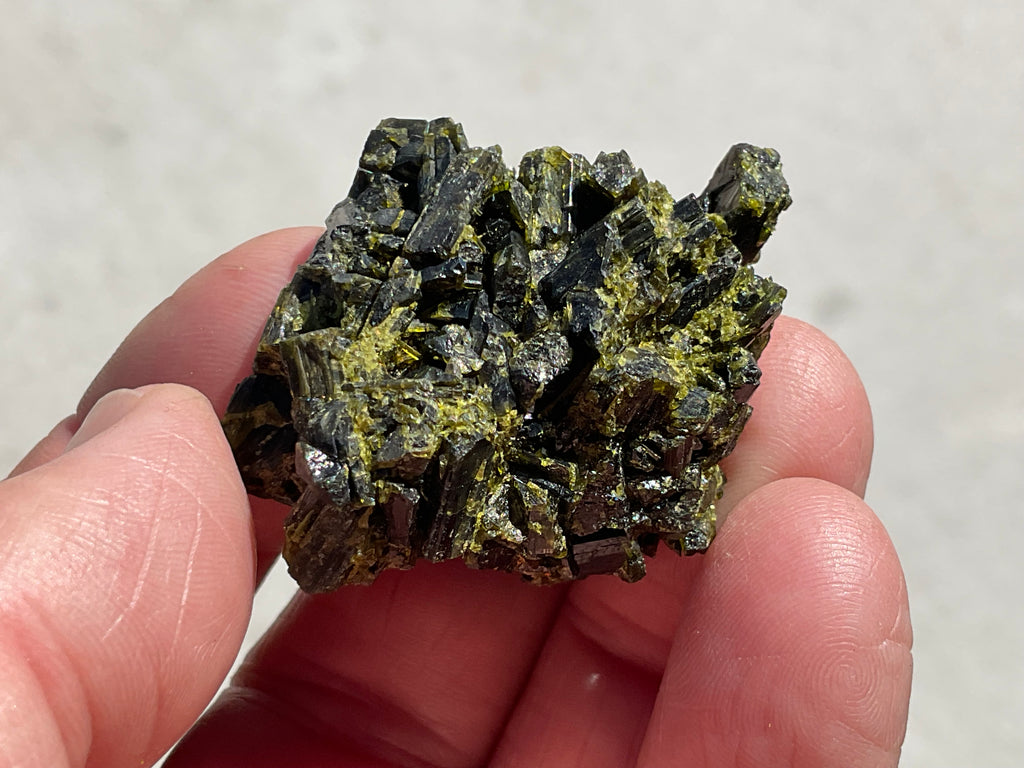 34g Dark Epidote Cluster 1C