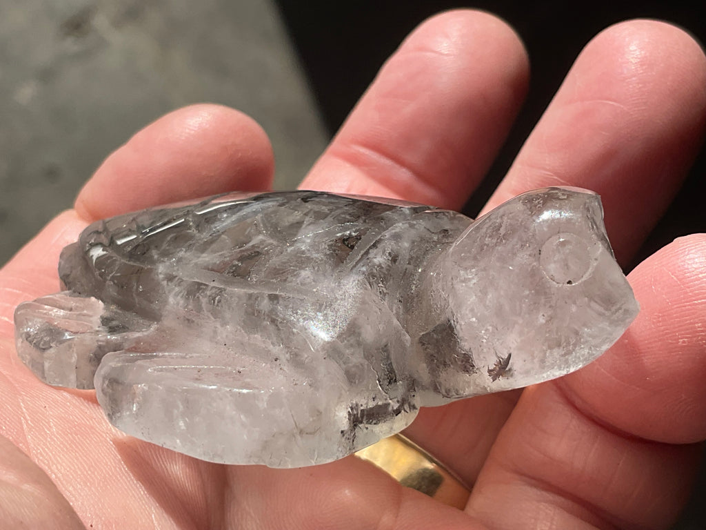 64g Quartz Carved Turtle 1B