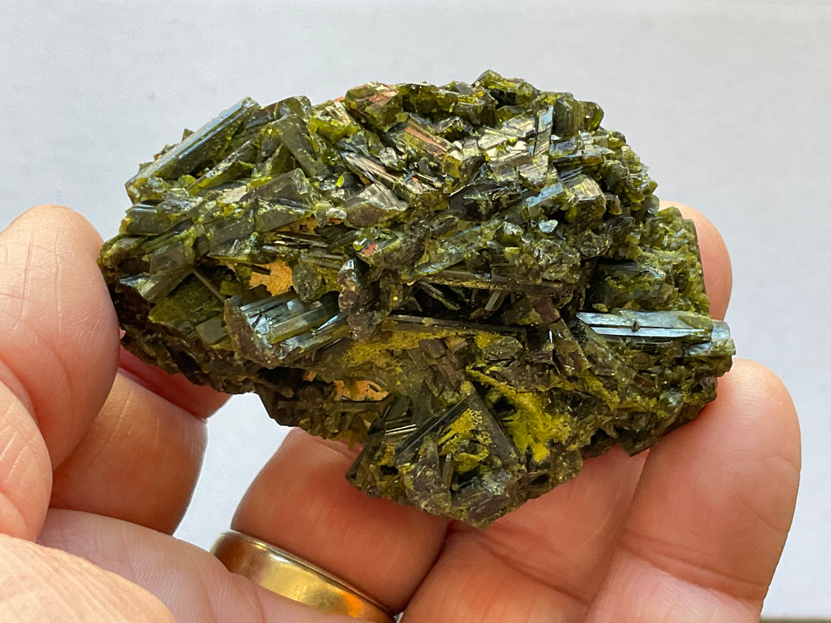 114g Dark Epidote Cluster 5B