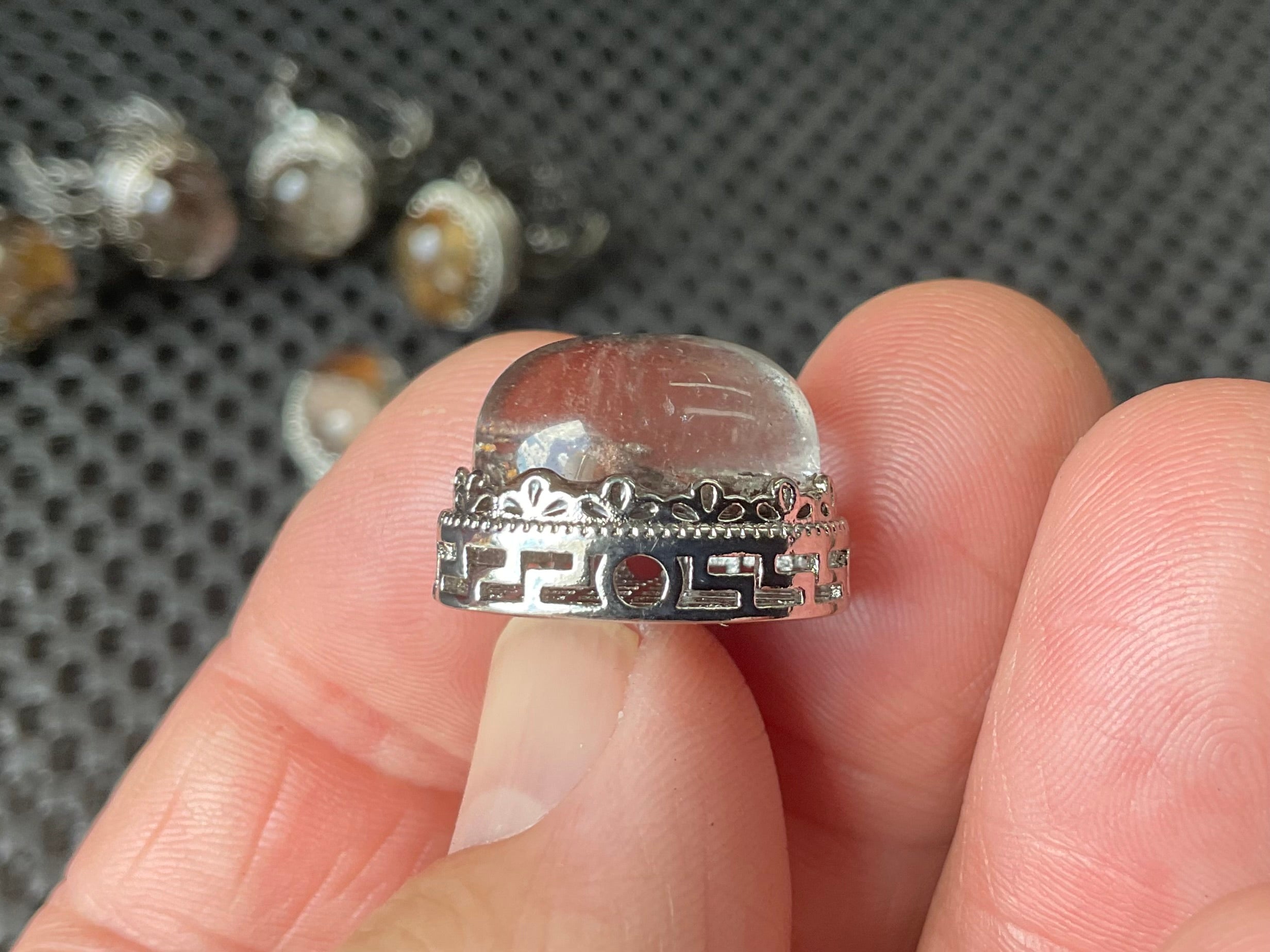 4g Lodelite Cabochon in Antique Style setting A