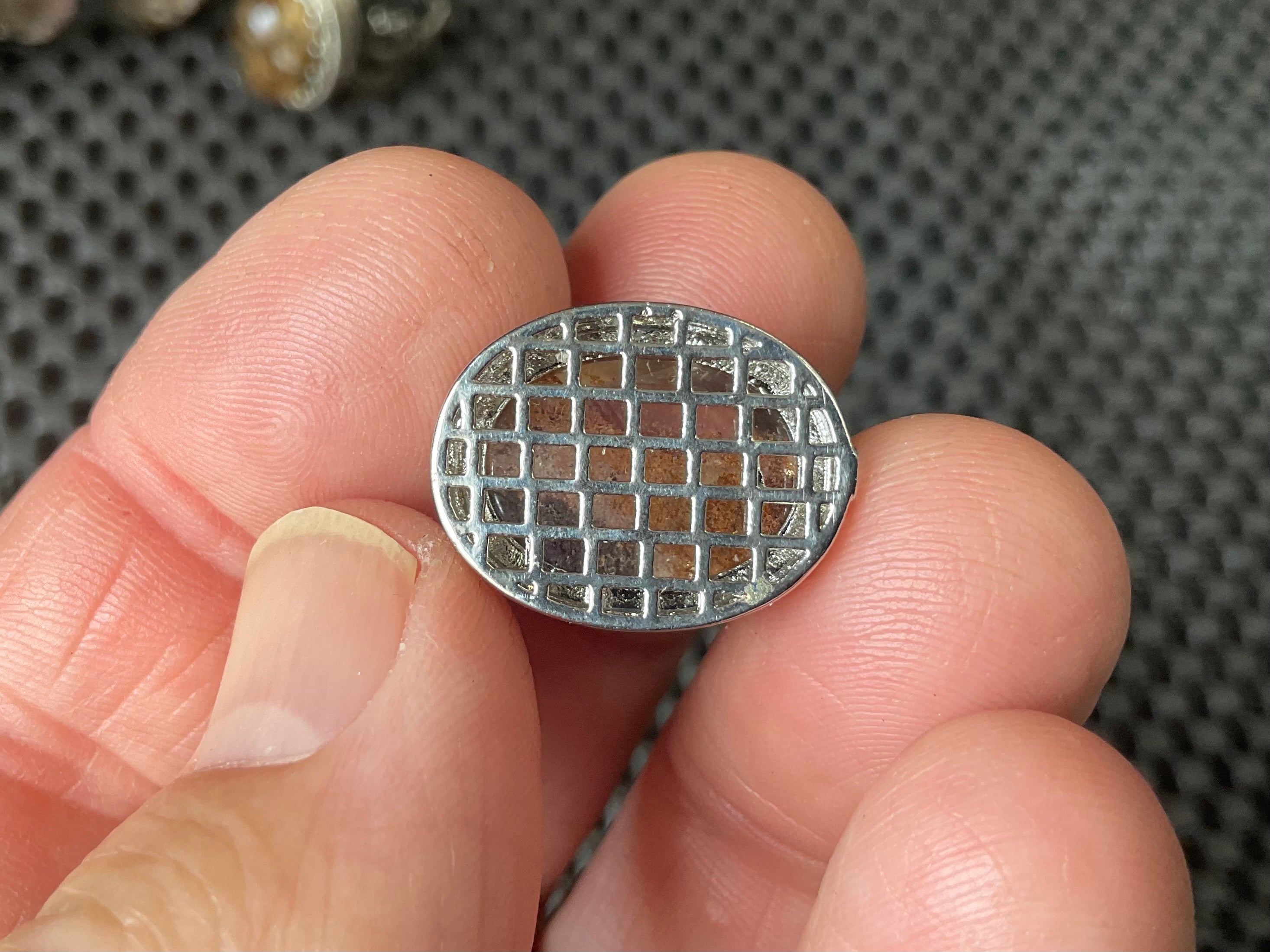 4g Lodelite Cabochon in Antique Style setting B