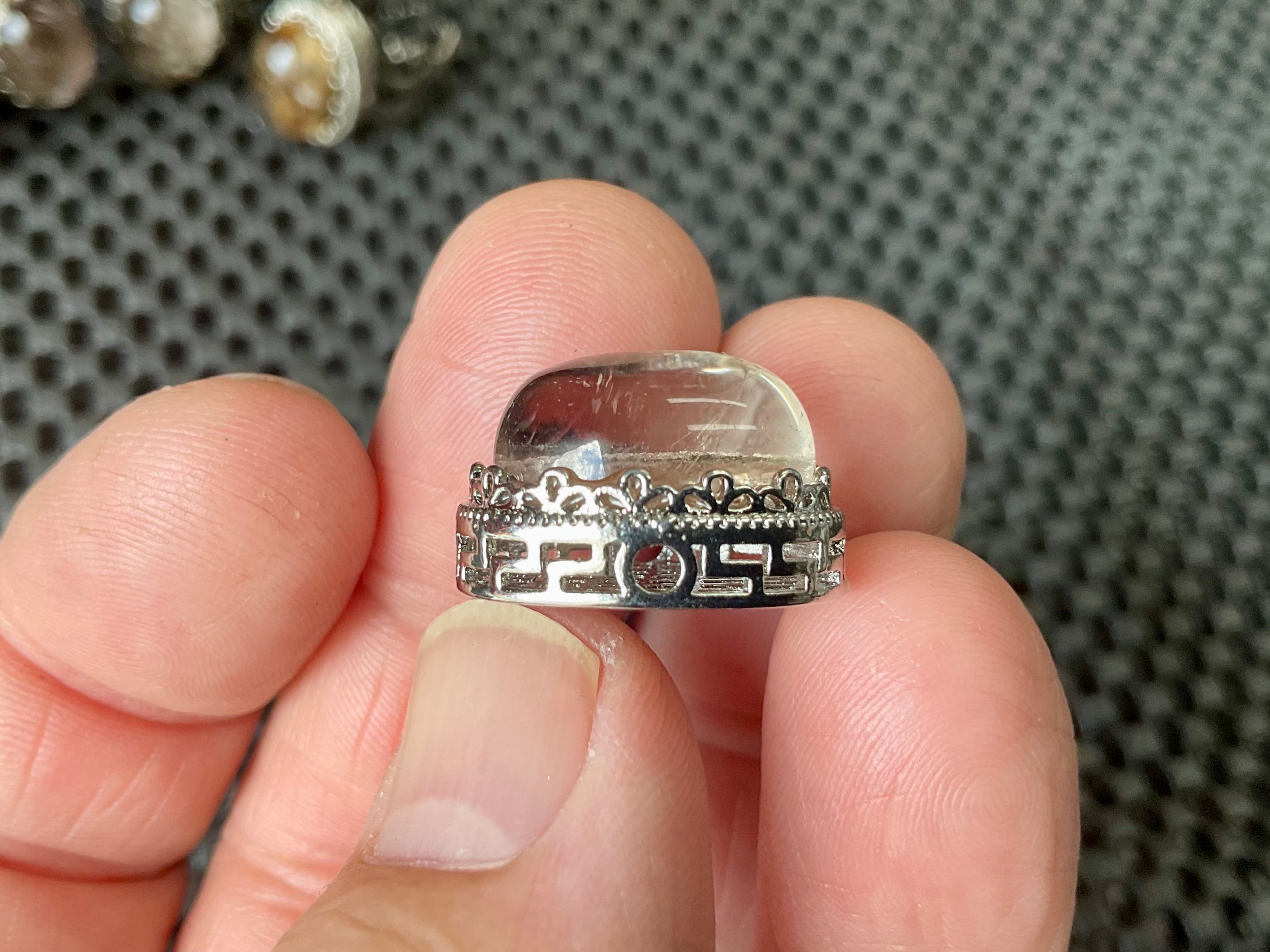 4g Lodelite Cabochon in Antique Style setting B