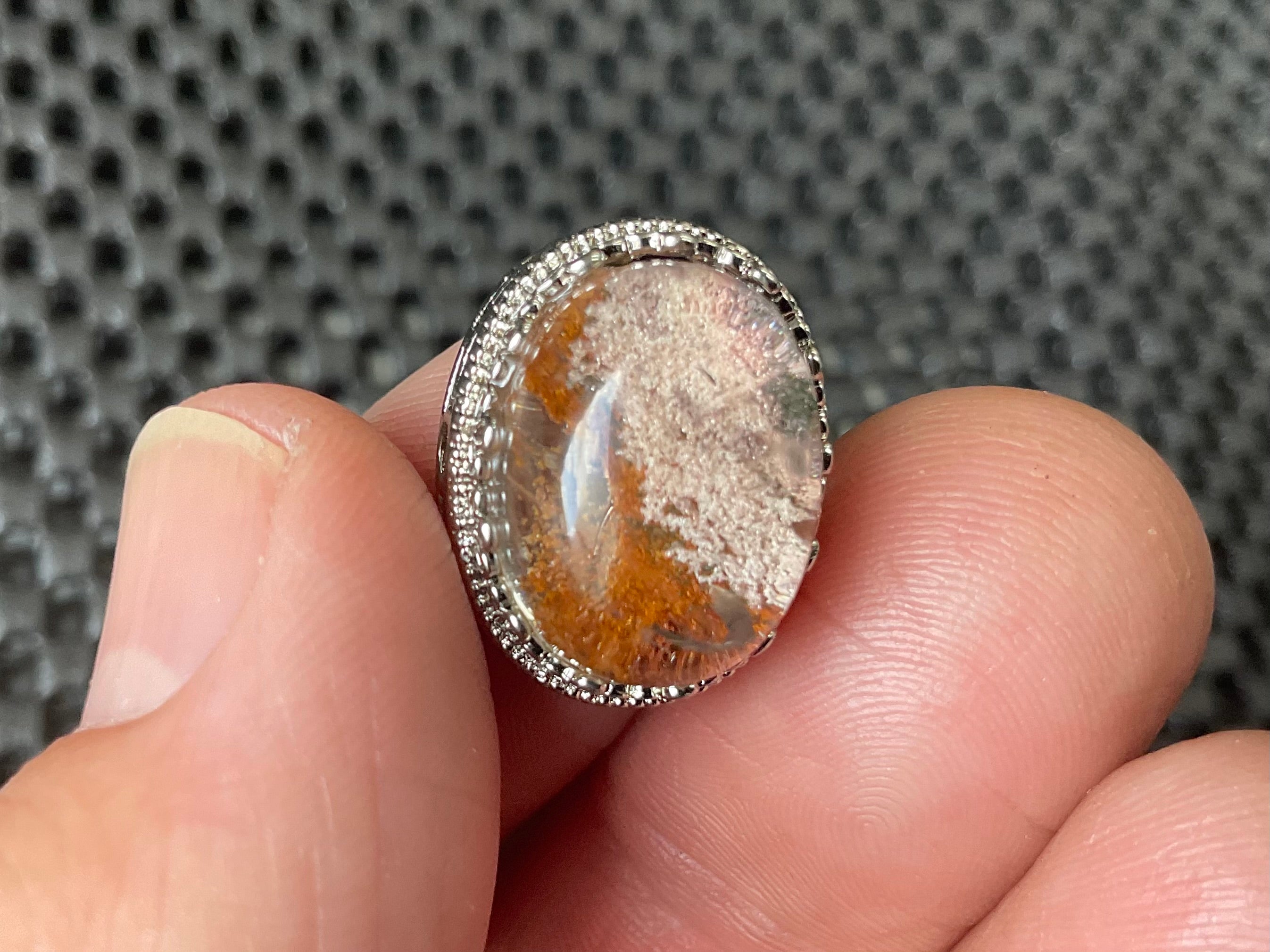 4g Lodelite Cabochon in Antique Style setting B