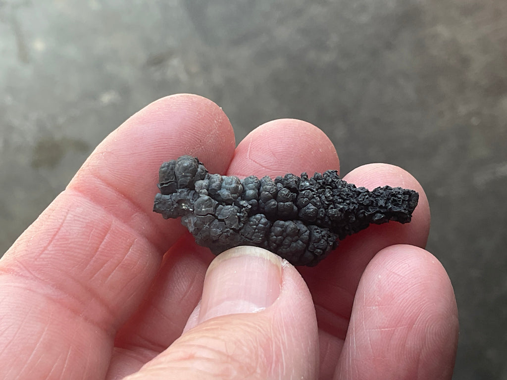 8g Lithiophorite with Cryptomelane Specimen 4B